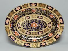 A 19th century Wedgwood Imari patterned oval meat platter, 47cms wide