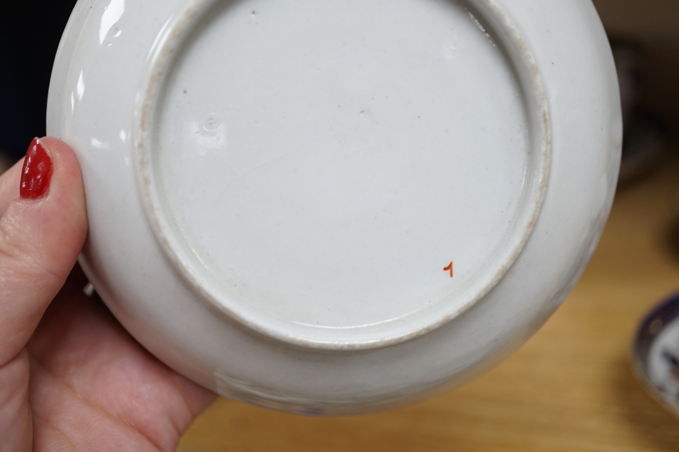 An English porcelain Imari pattern part coffee set, c.1800-10, possibly Spode, pattern no. 490 - Image 4 of 6