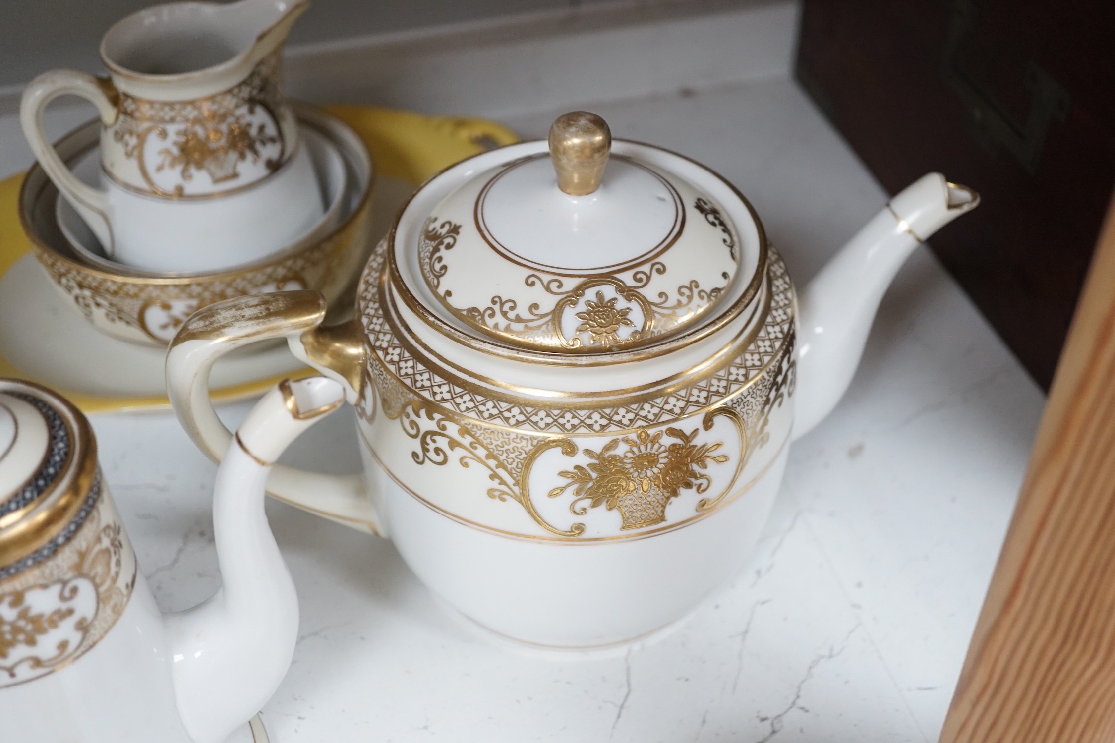 A Noritake tea and coffee set, pattern number 44318 - Image 7 of 9