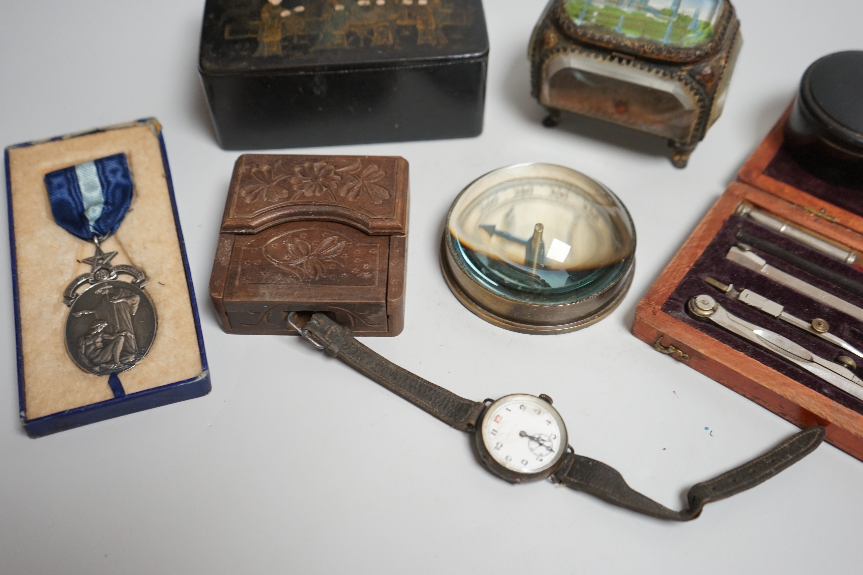 Mixed collectables: Stanley compass paperweight, a cranberry pot, a Great Exhibition souvenir - Image 4 of 6