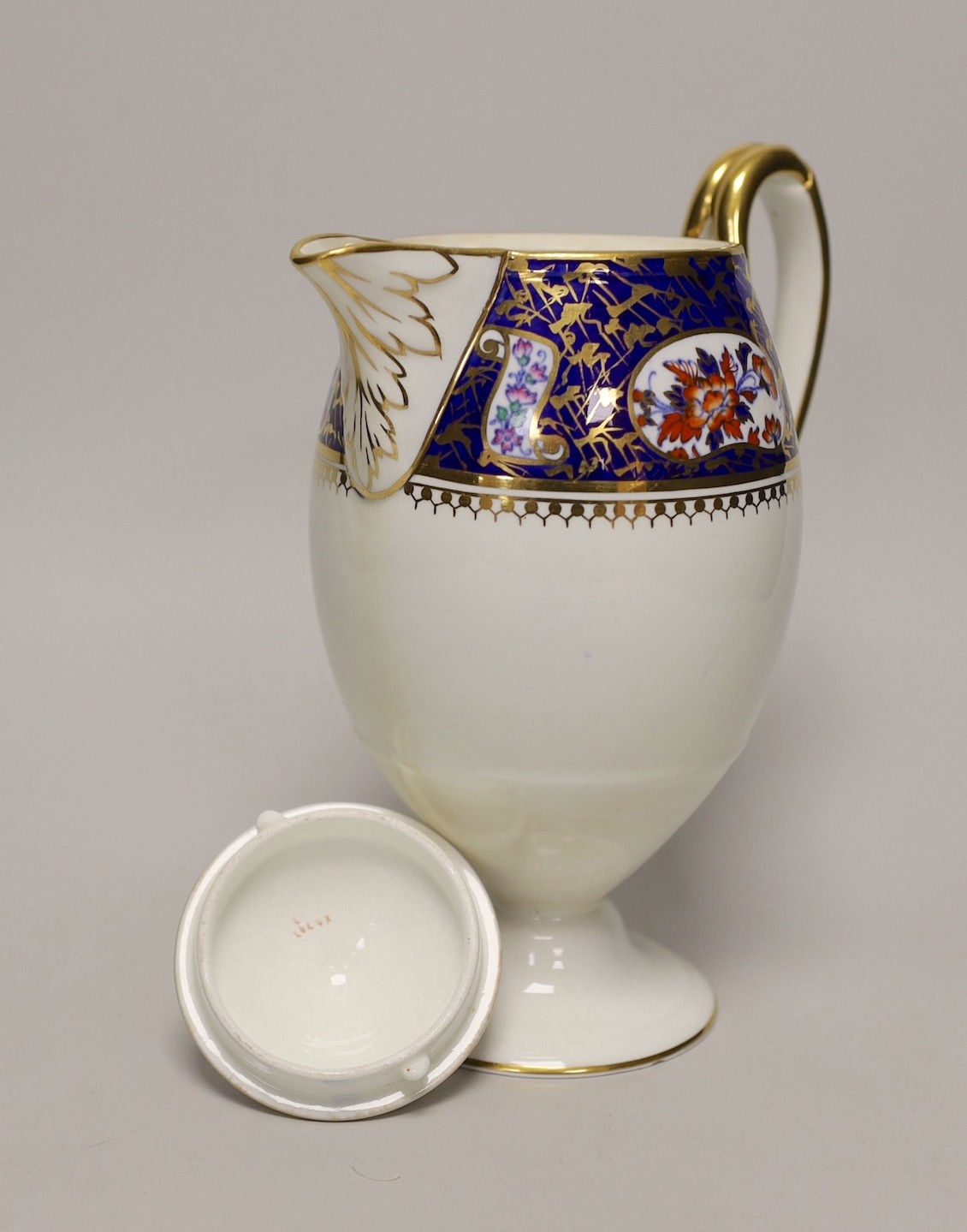 A Wedgwood Etruscan shape part coffee set - Image 8 of 10