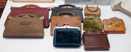 A collection of nine late 19th century to 1940’s mixed leather ladies handbags with ‘Doctors bag’