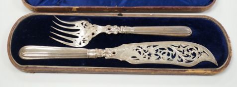 A cased pair of Victorian silver thread pattern fish servers, Hilliard & Thomason, Birmingham, 1864,