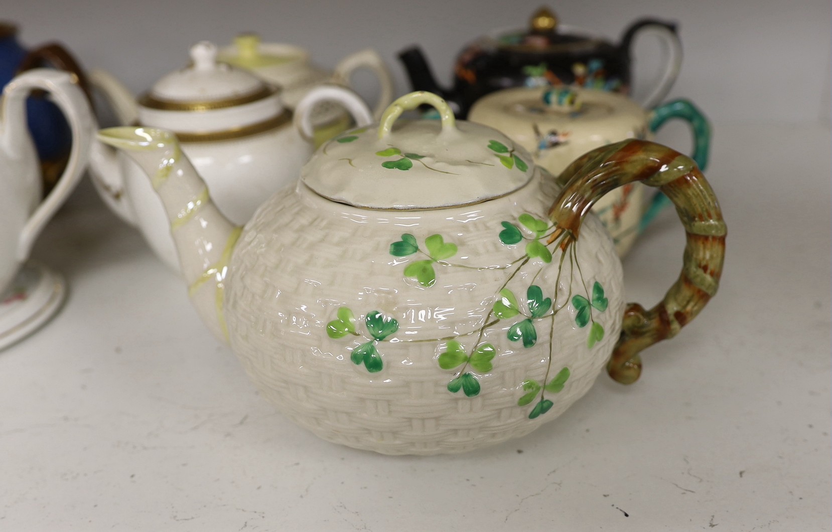 A quantity of various teapots including Belleek, Japanese Satsuma etc. - Image 3 of 6