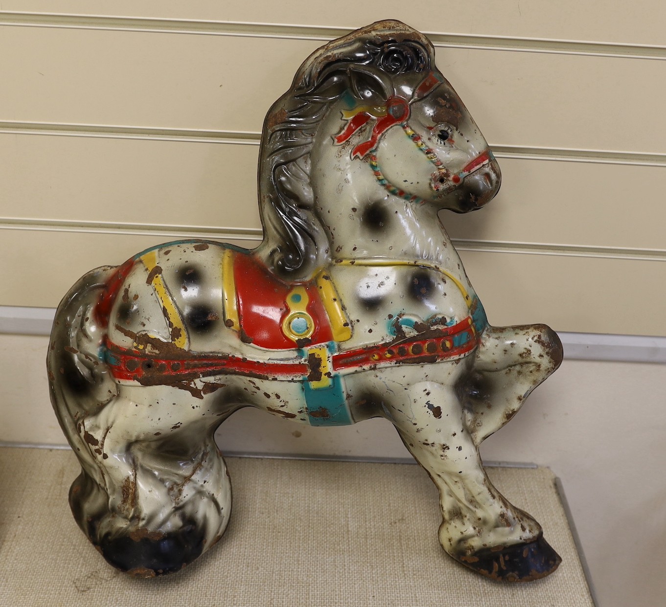 A painted toy metal model of a horse, 53cms high - Image 2 of 2