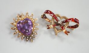 An early 20th century yellow metal amethyst and seed peart set heart shaped pendant brooch, 25mm,