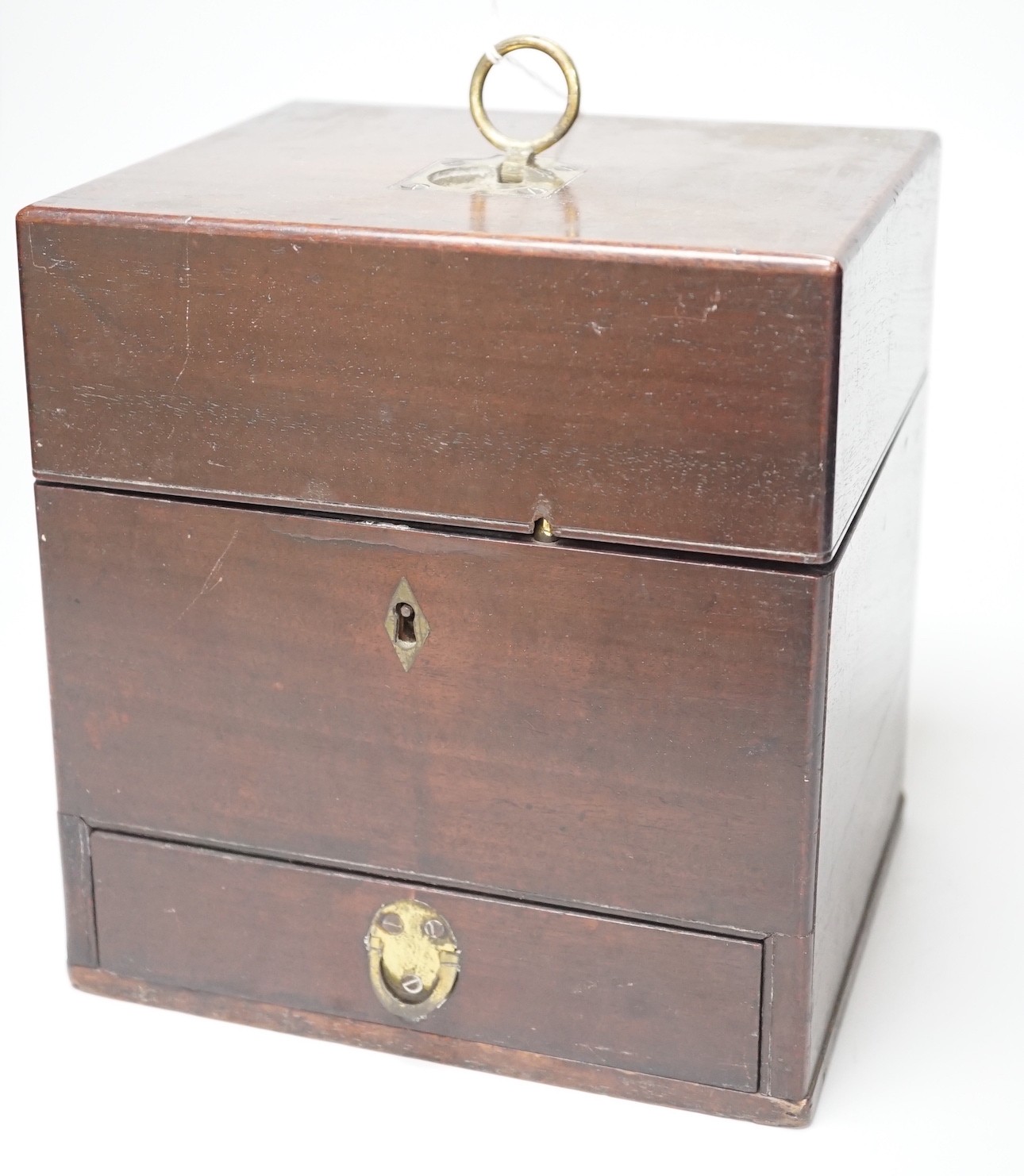 A George III mahogany cased travelling apothecary set with glass flasks, 19cm high - Image 4 of 4