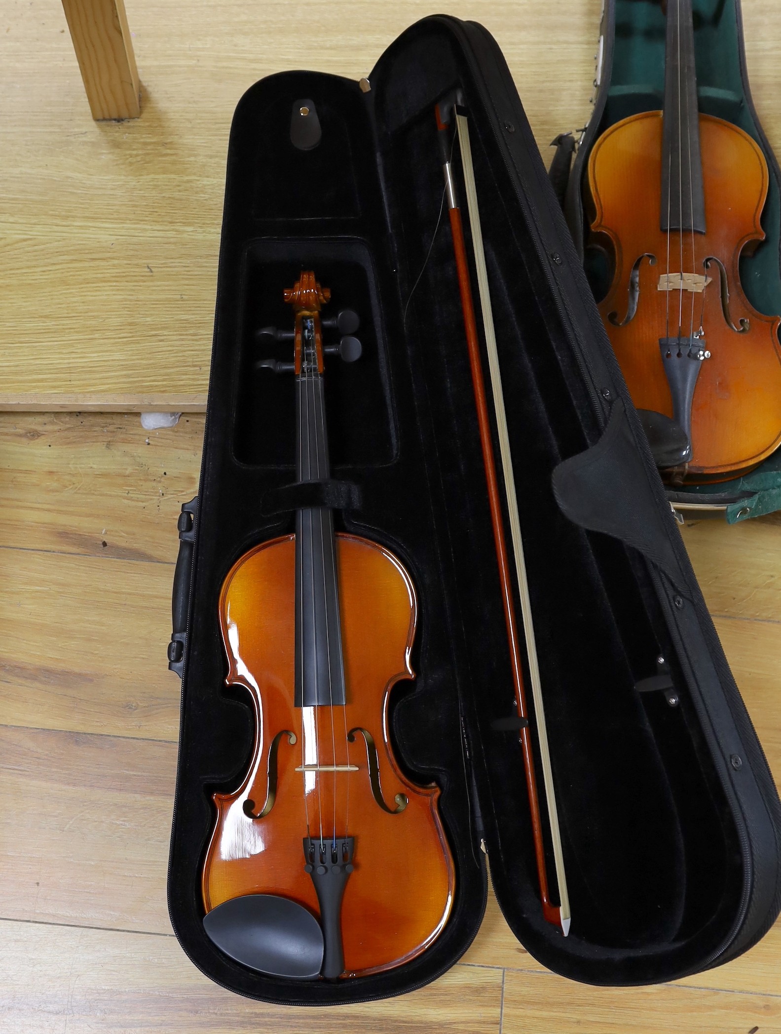 A cased early 20th century violin marked Gilks, Westminster, London and 2 modern cased Chinese - Image 5 of 7