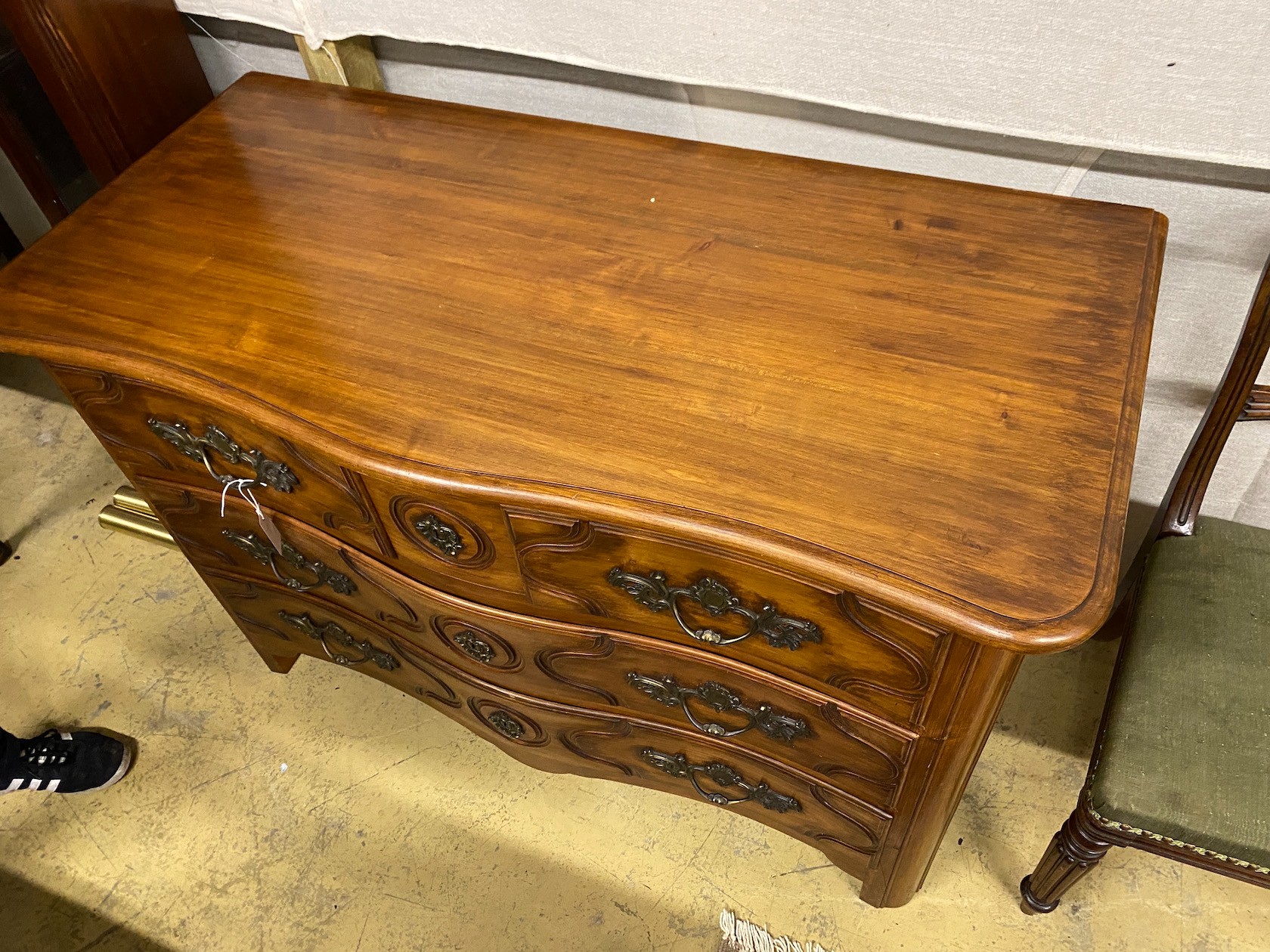 An 18th century style French walnut four drawer commode, width 126cm, depth 60cm, height 83cm - Image 2 of 2