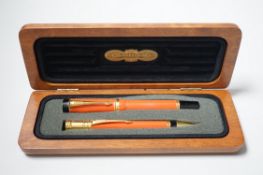 A cased Parker Duofold pencil and 18k nib fountain pen set