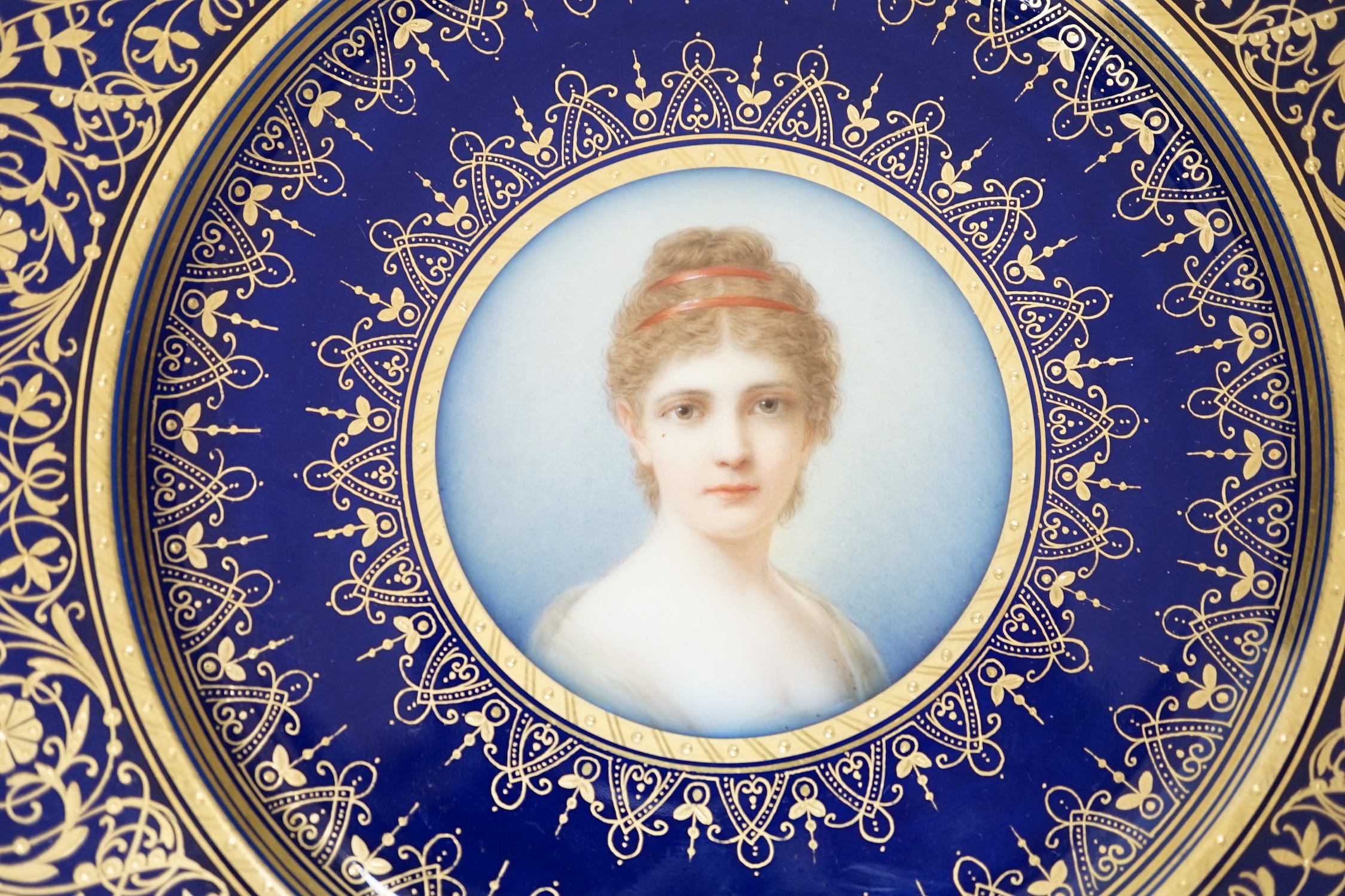 A pair of Pirkenhammer gilt and portrait painted cabinet plates, 25cm diameter - Image 3 of 6