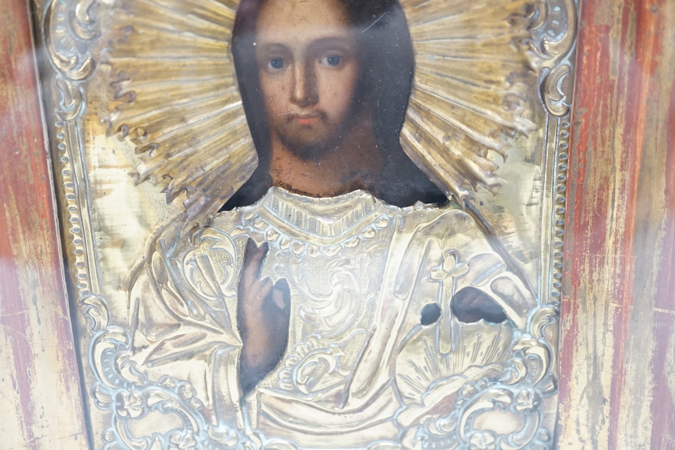 A late 19th- early 20th century Russian icon, in case,28cms high x 25cms wide in total - Image 3 of 4