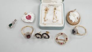 Mixed jewellery including two 9ct and gem set cluster rings and a 15ct, ruby and seed pearl set
