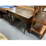 A George III oak side table with single frieze drawer, width 91cm, depth 60cm, height 74cm