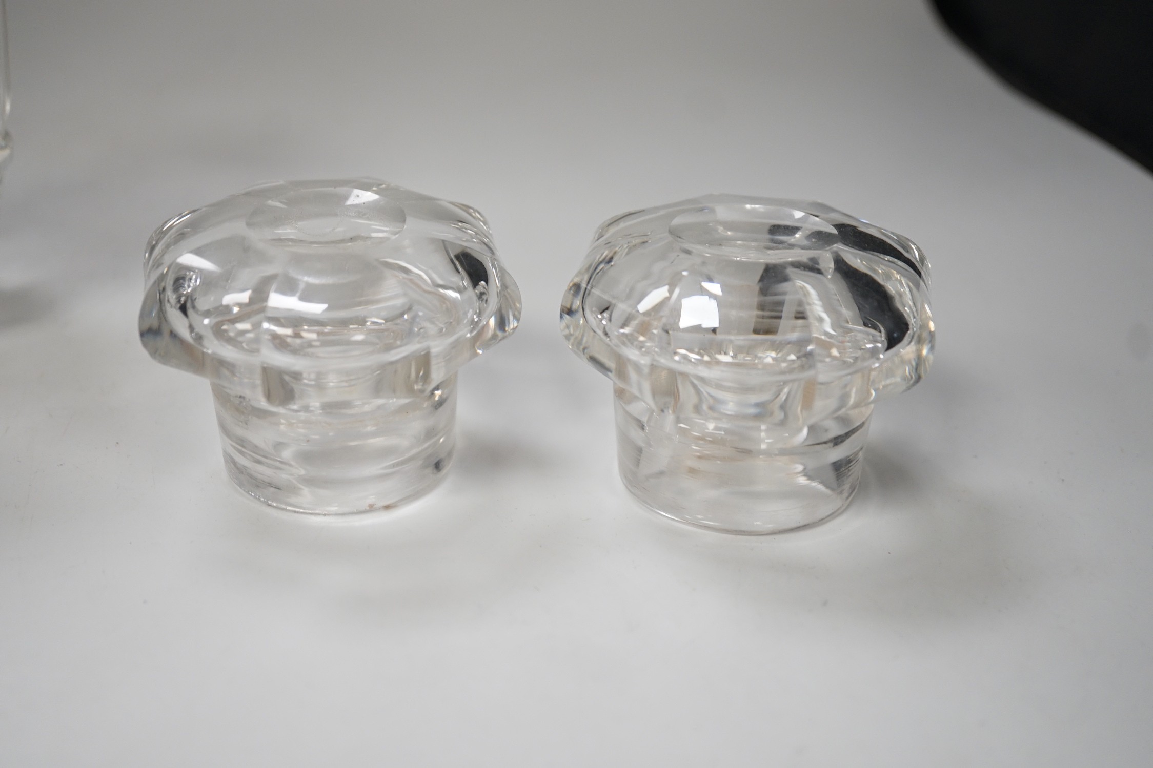 A pair of late 19th century Bohemian panel cut glass pickle jars. 15cm tall - Image 3 of 4