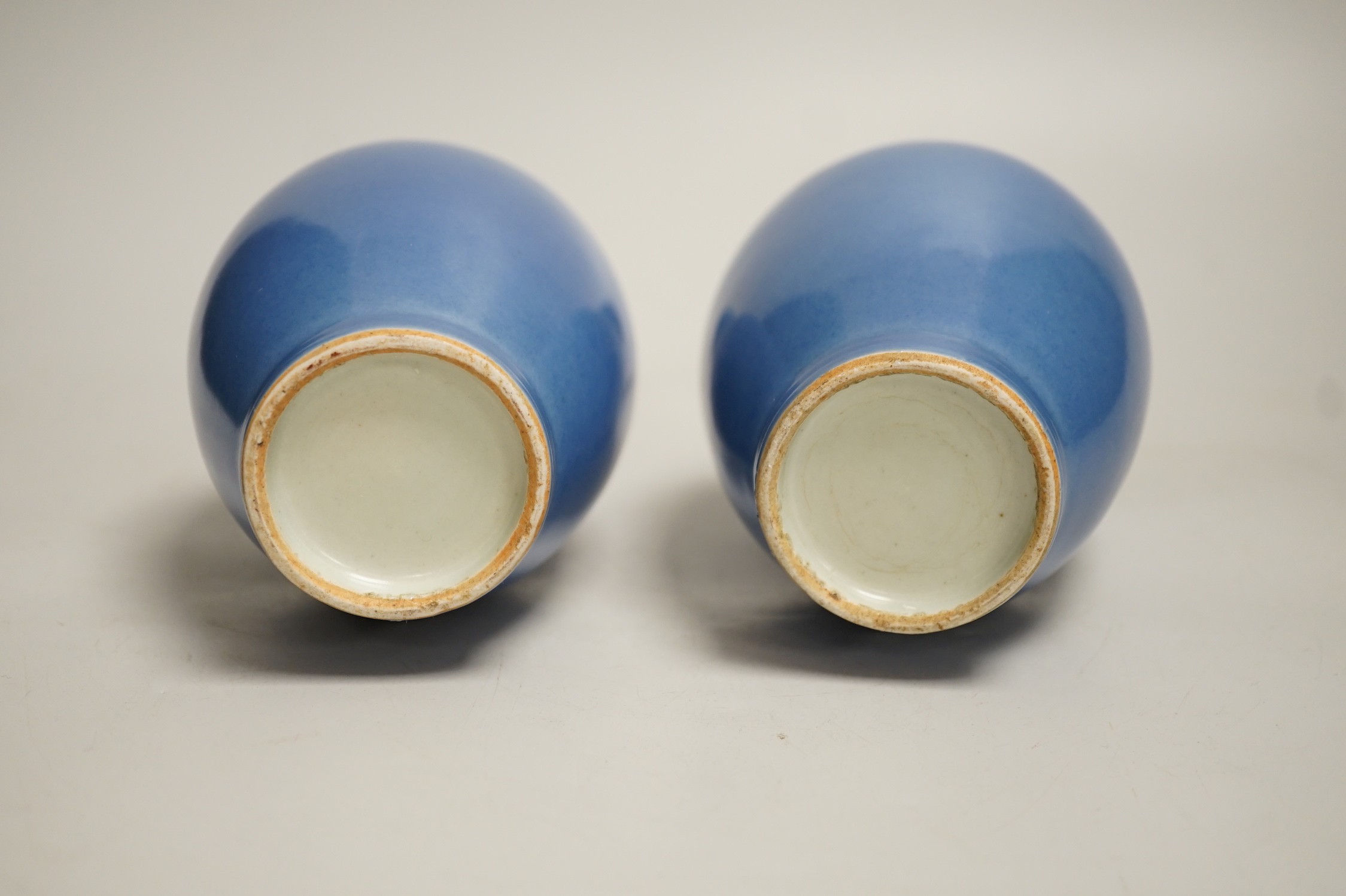 A pair of Chinese blue glazed vases, 21cm - Image 4 of 4