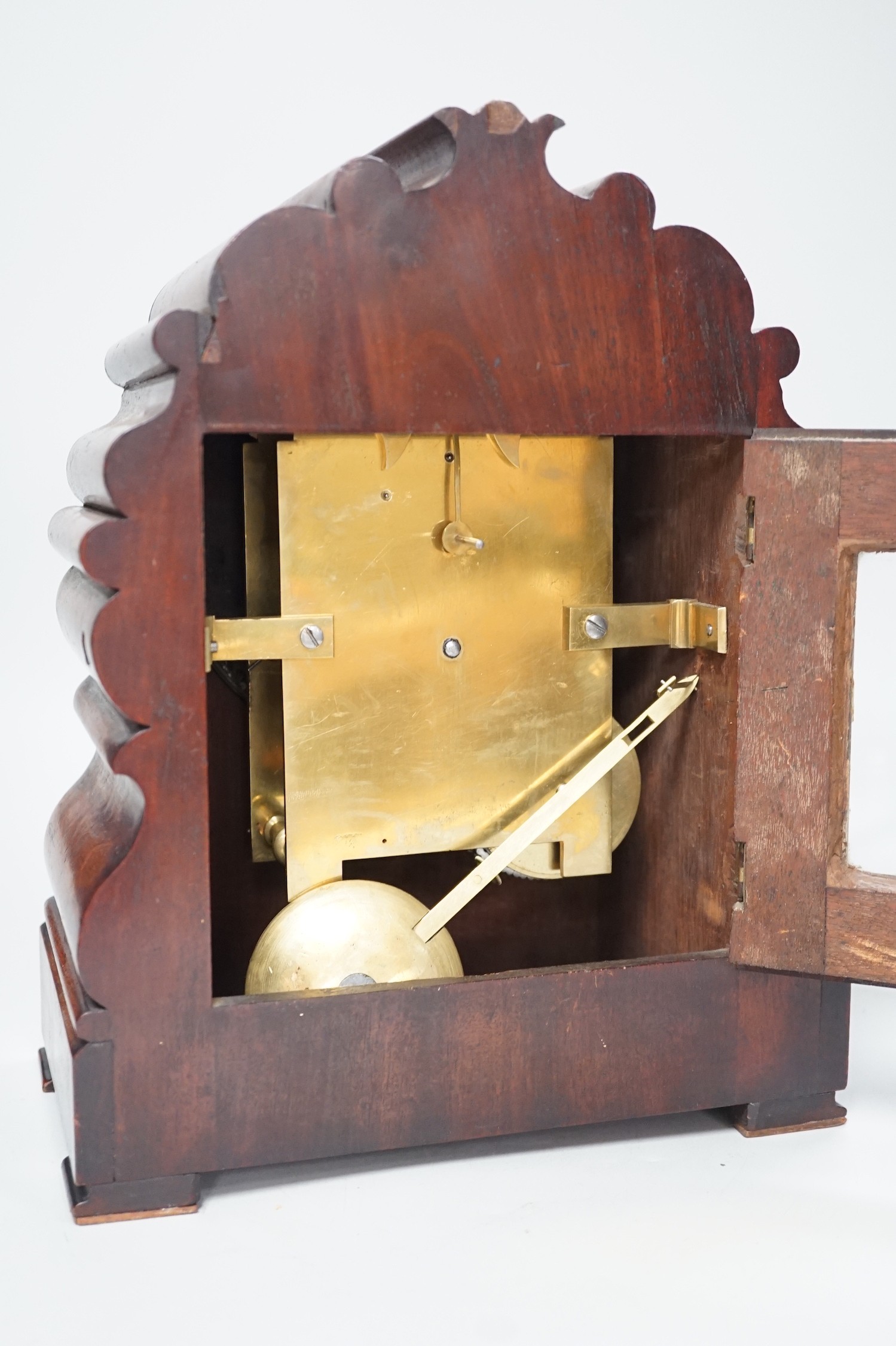 Mason, Ipswich. A 19th century mahogany cased mantel clock with scrolling moulded decoration - - Image 4 of 4