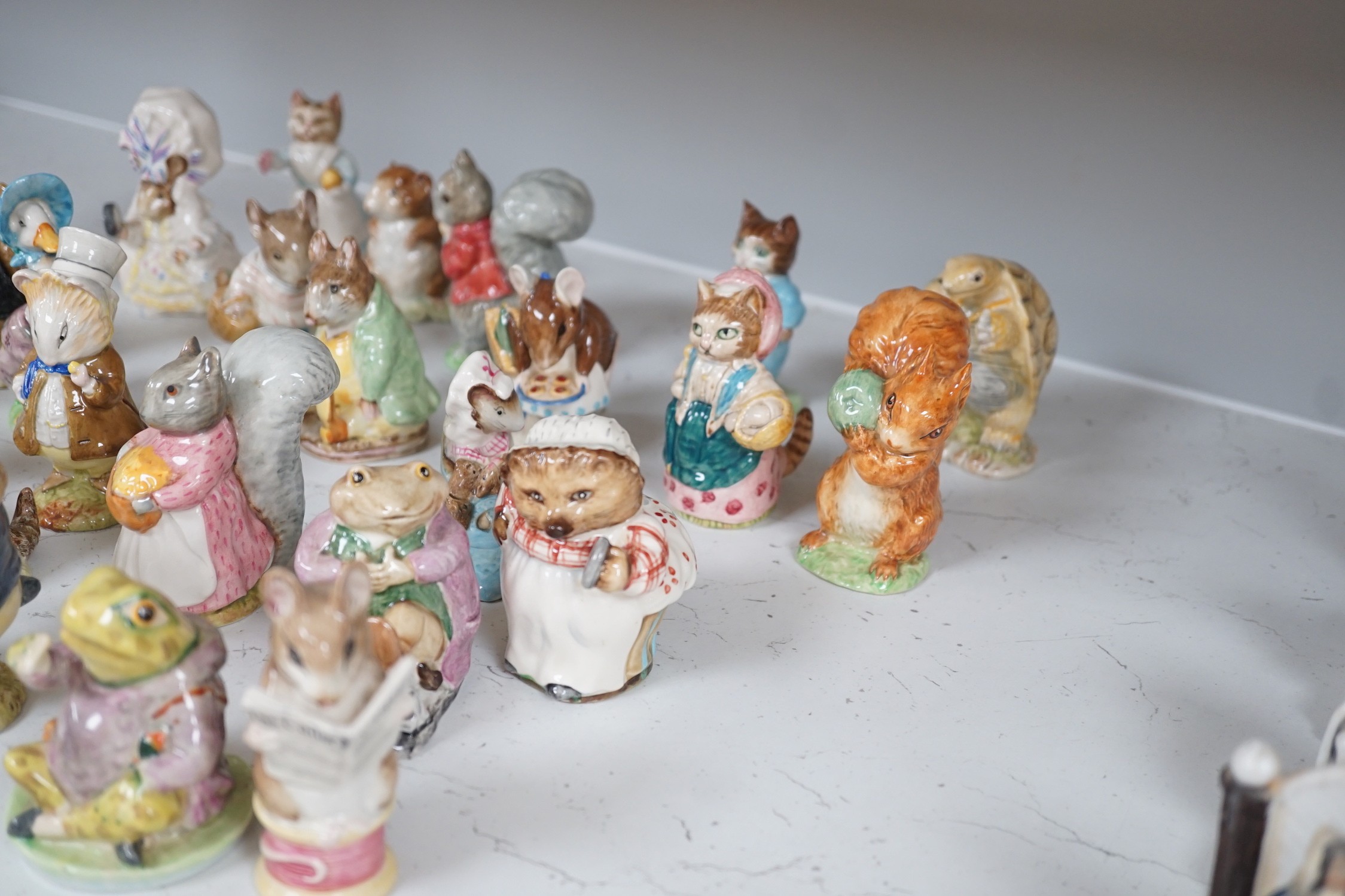 A collection of 24 Beswick Beatrix Potter porcelain animals - Image 3 of 9