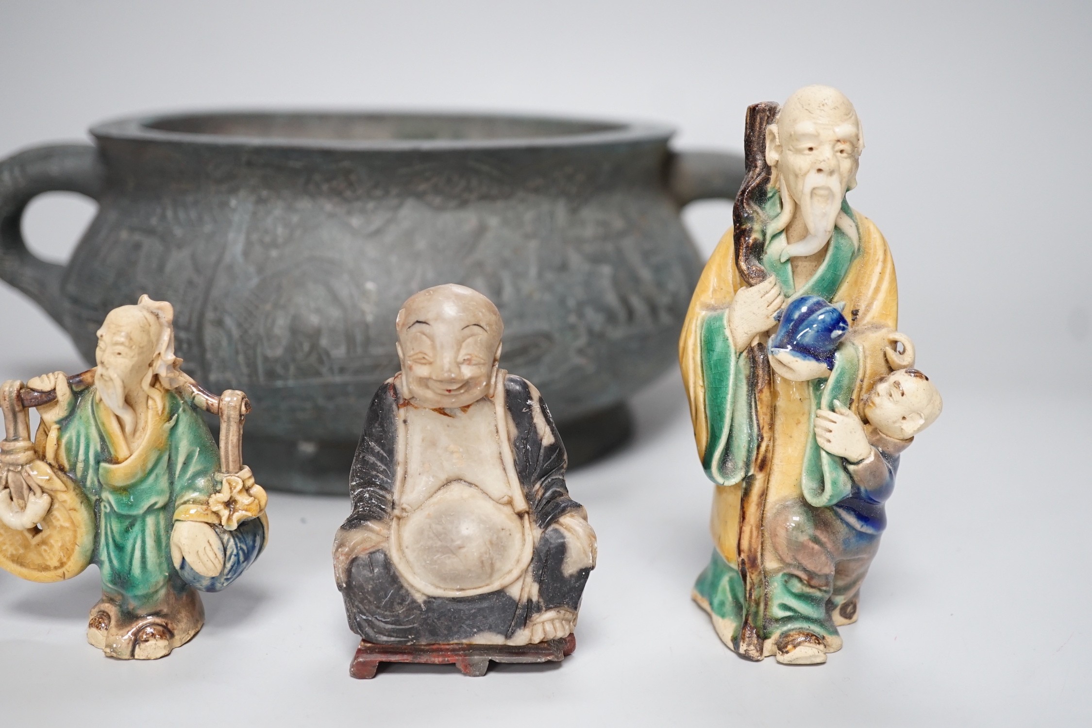 A large late 19th/early 20th century Chinese bronze censer, gui, Xuande mark, together with four - Image 3 of 8