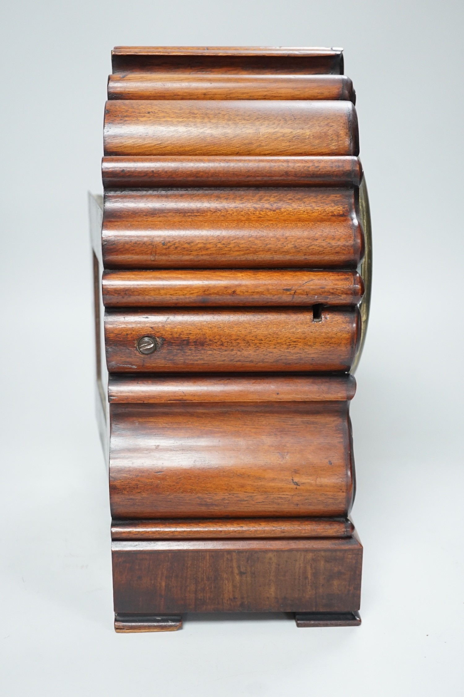 Mason, Ipswich. A 19th century mahogany cased mantel clock with scrolling moulded decoration - - Image 3 of 4