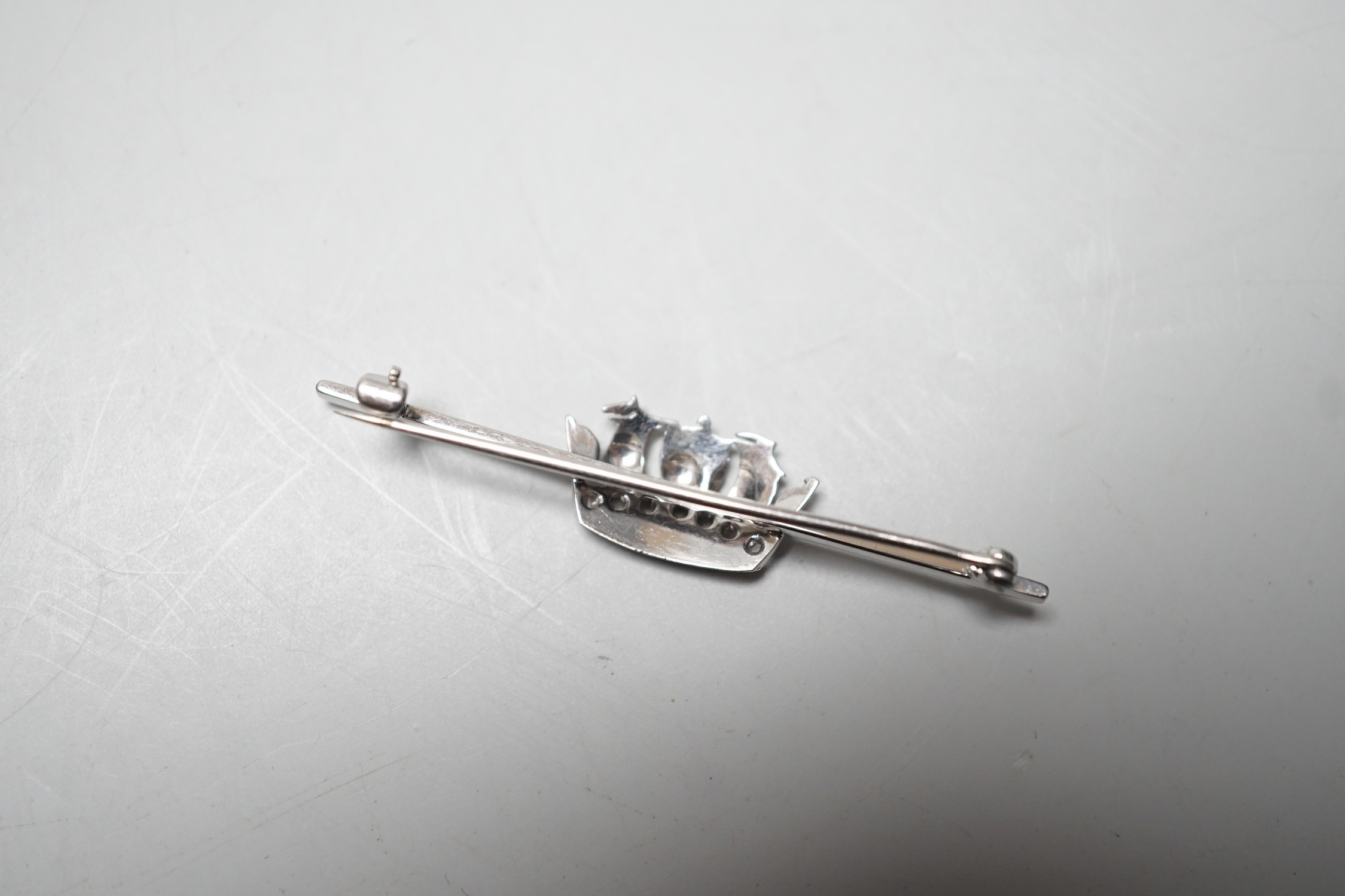 An 18ct, plat and rose cut diamond chip set coronet bar brooch, 50mm,m gross weight 4.5 grams. - Image 3 of 3