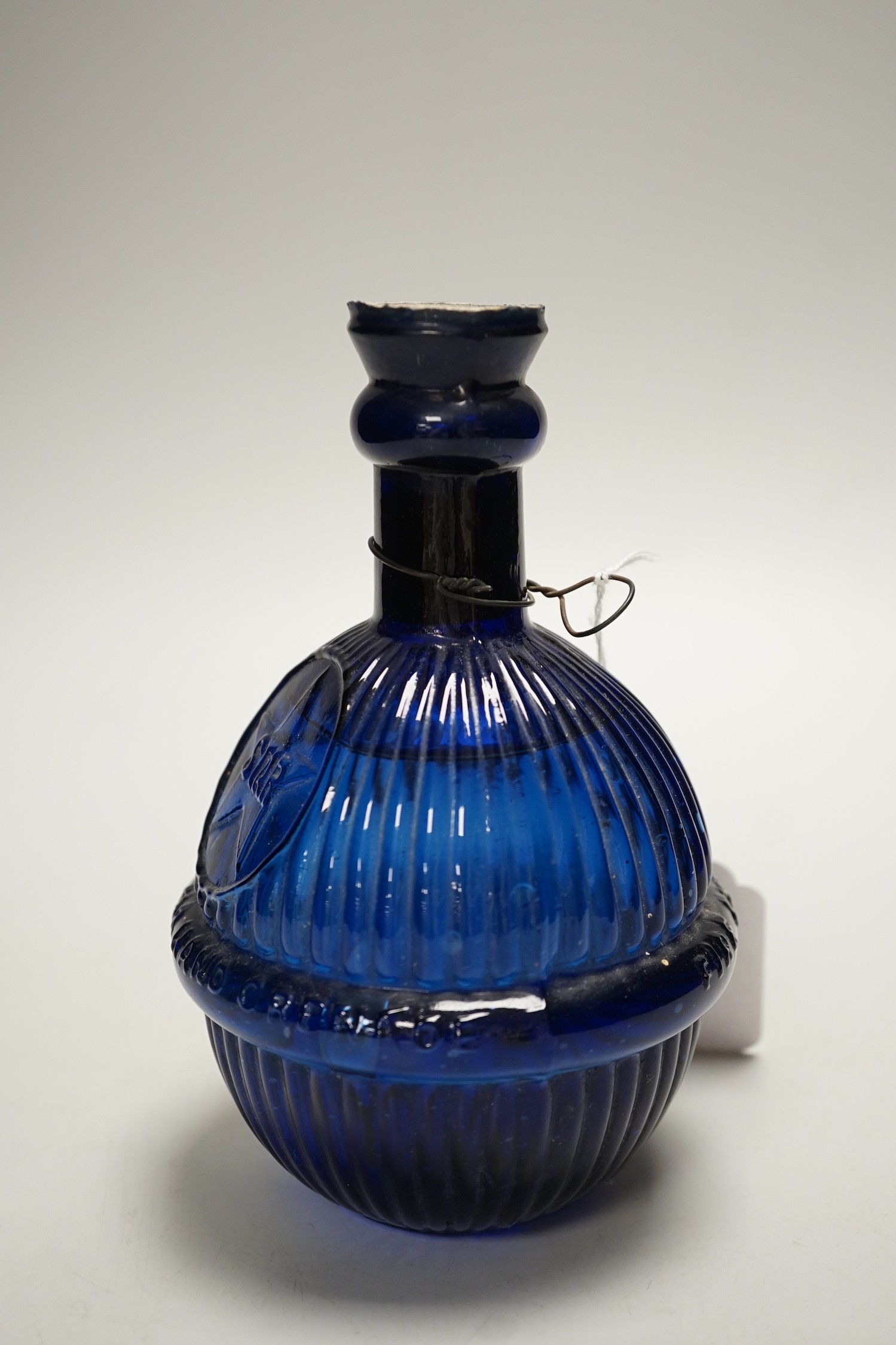 A Harden pressed glass water ‘hand grenade’. 17cm tall - Image 2 of 4