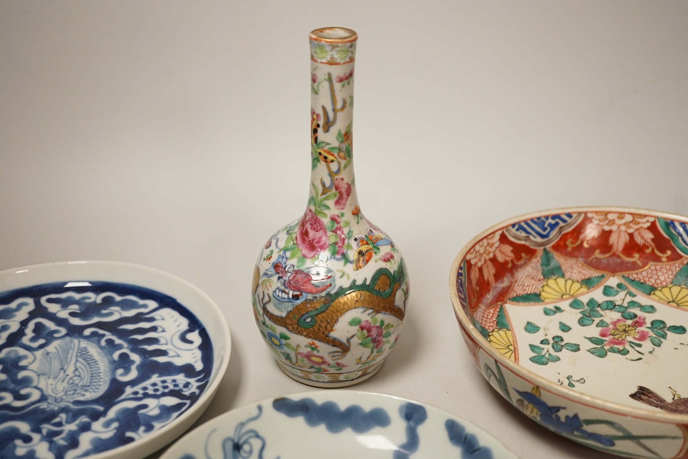 A Chinese famille rose bottle vase, 17cm tall, together with a group of oriental porcelain - Image 5 of 11