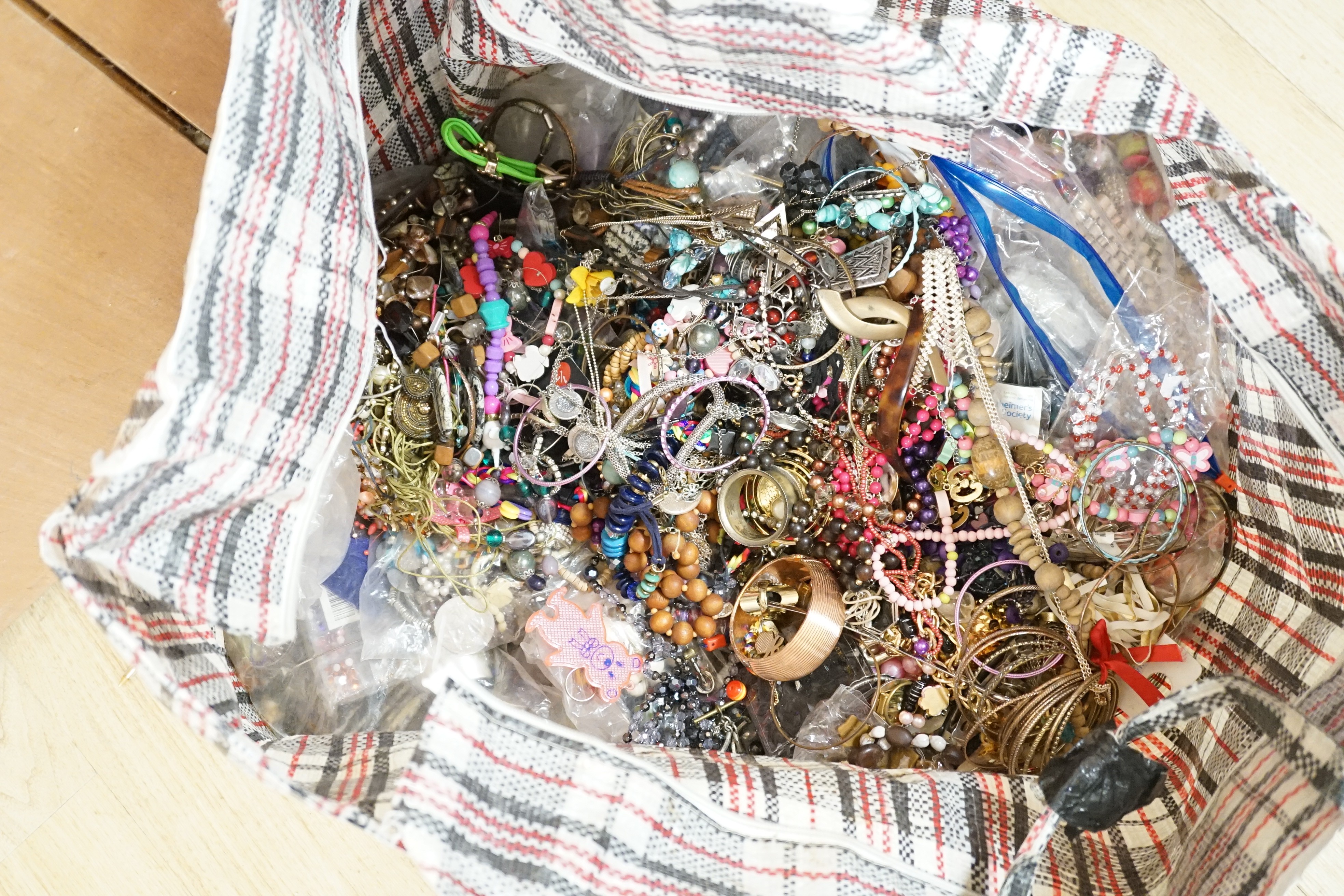 A large quantity of assorted costume jewellery. - Image 2 of 2