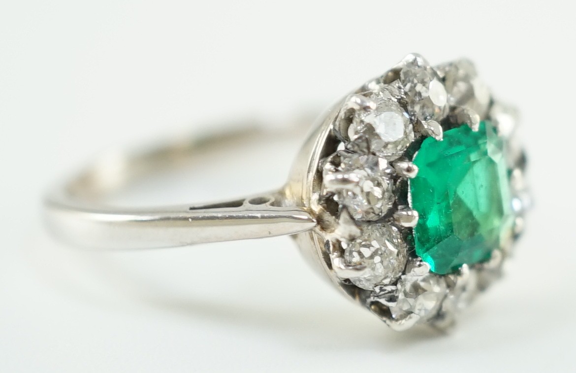 An early to mid 20th century, platinum, octagonal cut emerald and round cut diamond set circular - Image 4 of 6