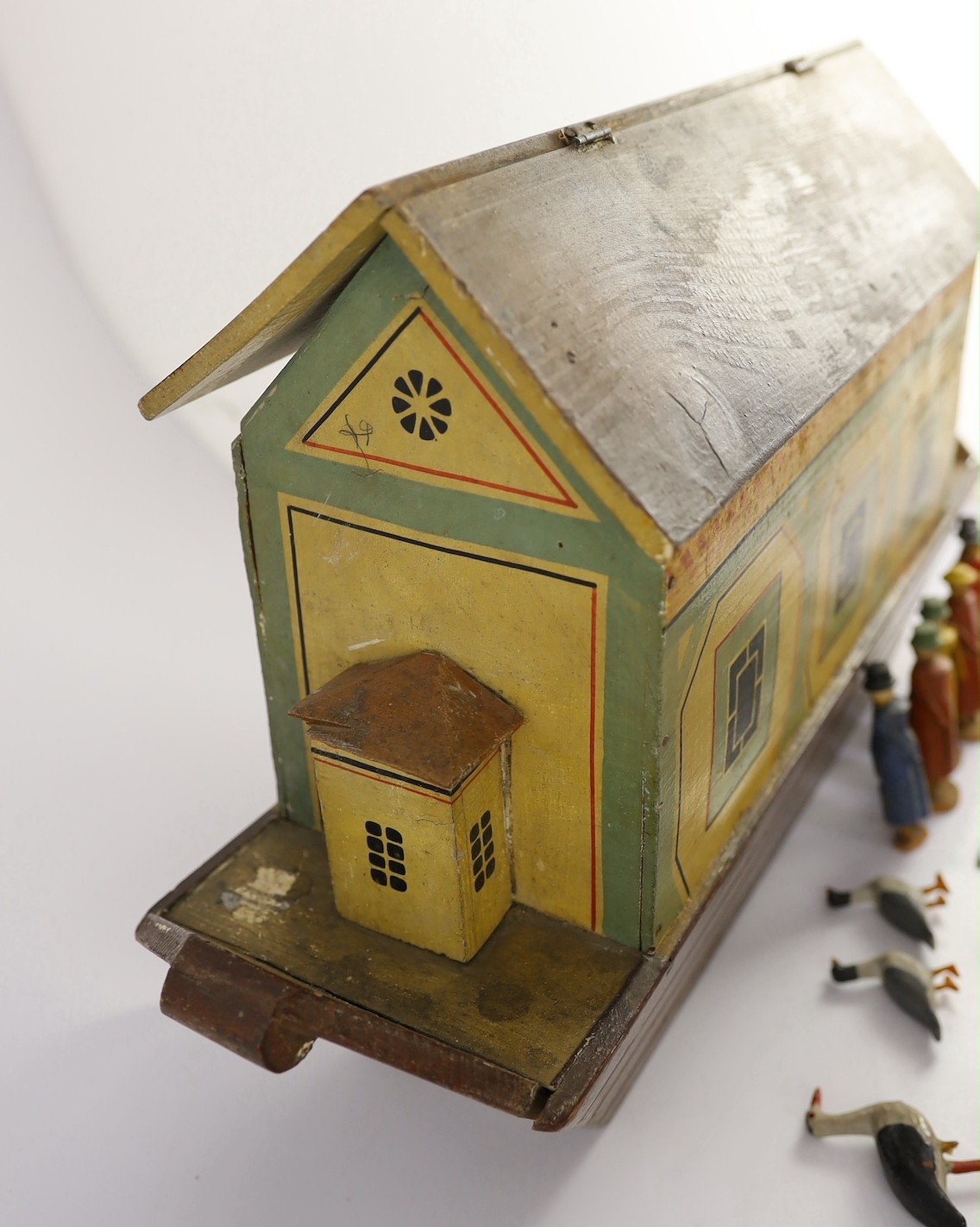 A late 19th century German painted wood Noah's Ark with 136 assorted figures and animals, 14cm wide, - Image 17 of 20