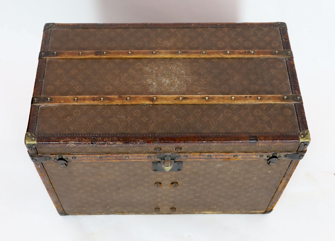 A Louis Vuitton brass mounted leather bound trunk, c.1910, numbered 137426, with LV covering and - Image 3 of 7