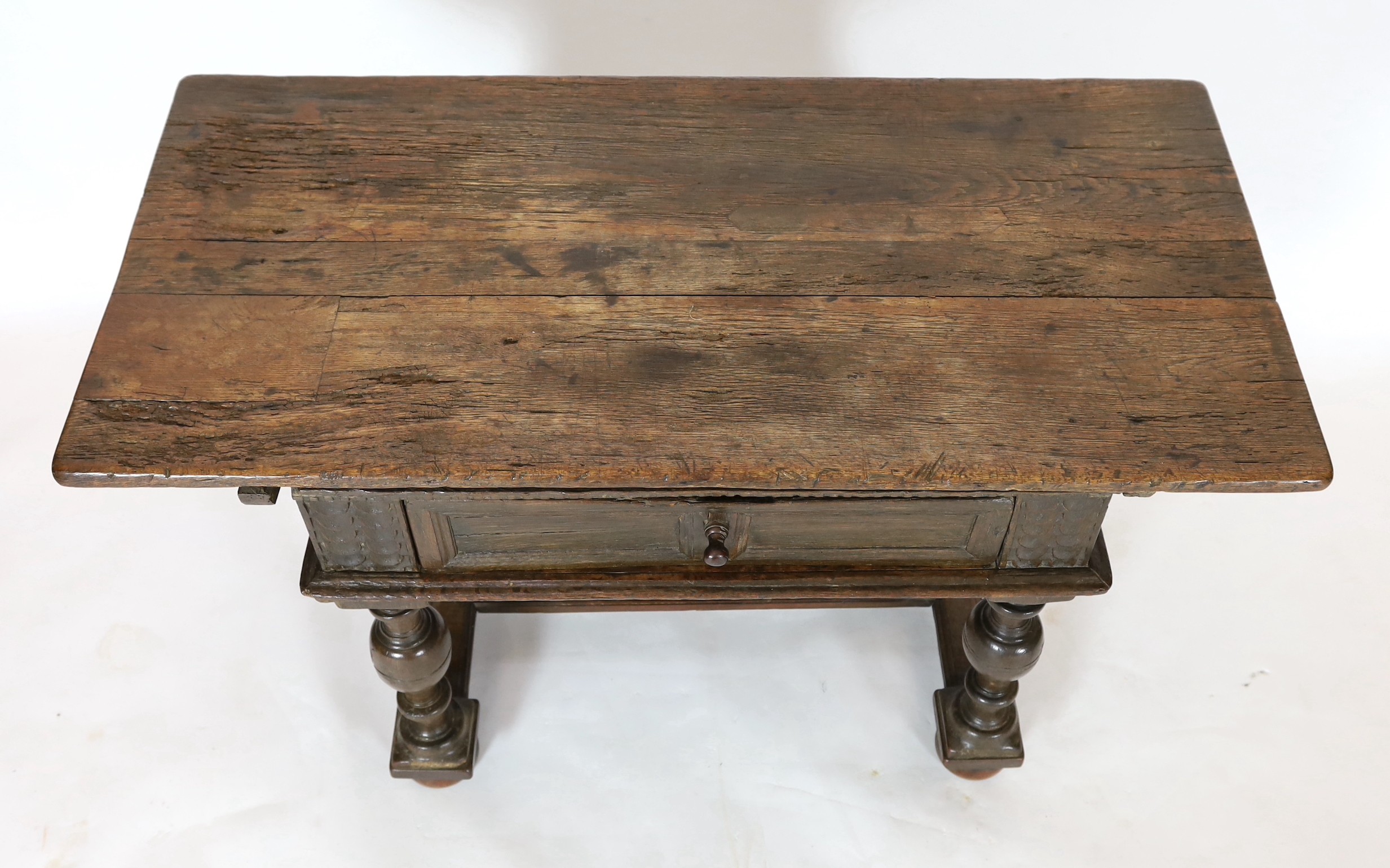 A late 17th century Dutch oak side table, with rectangular top and frieze drawer, on baluster legs - Image 3 of 4