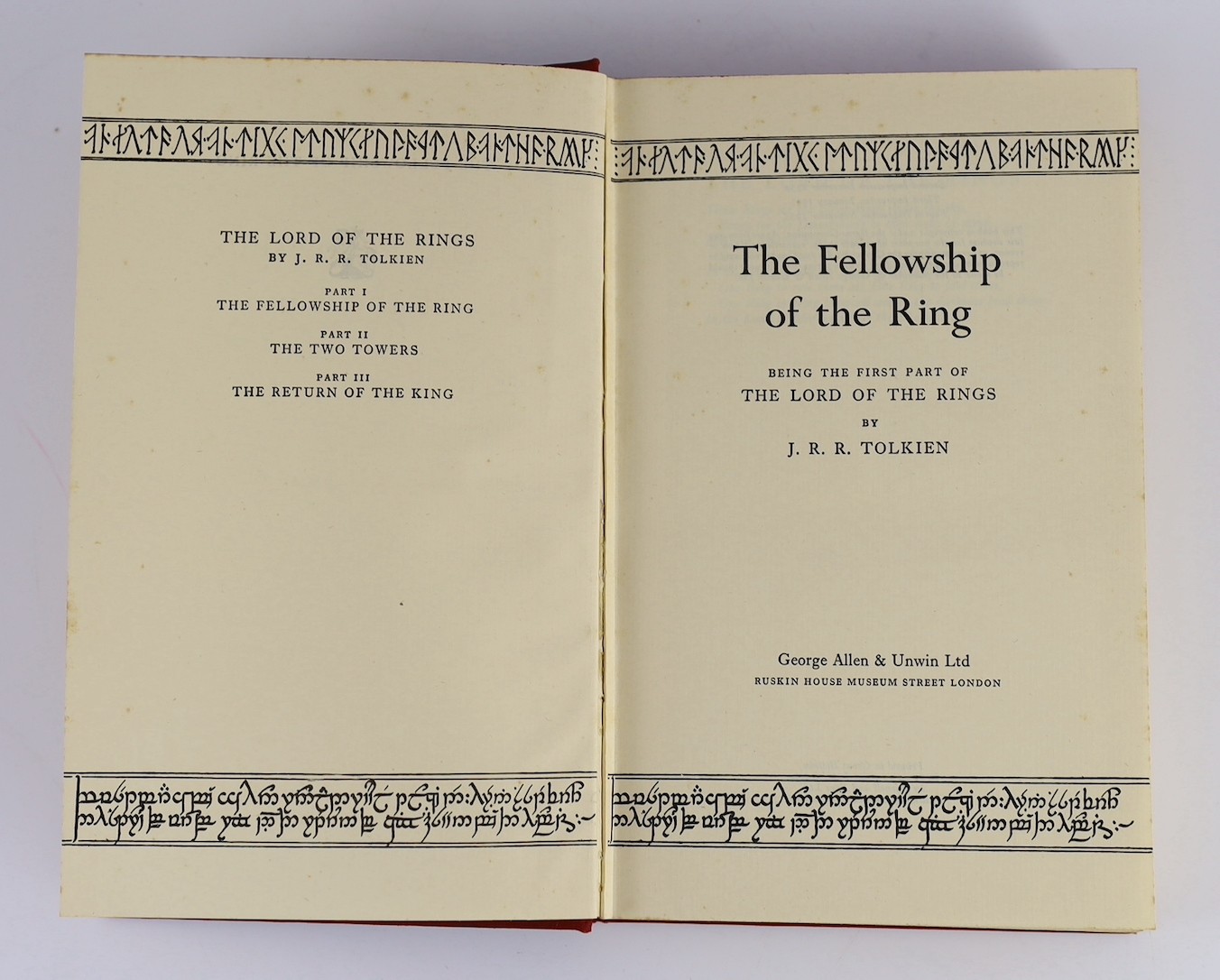 ° ° Tolkein, John Ronald Reuel - The Lord of the Rings trilogy; comprises: The Fellowship of the - Image 3 of 25