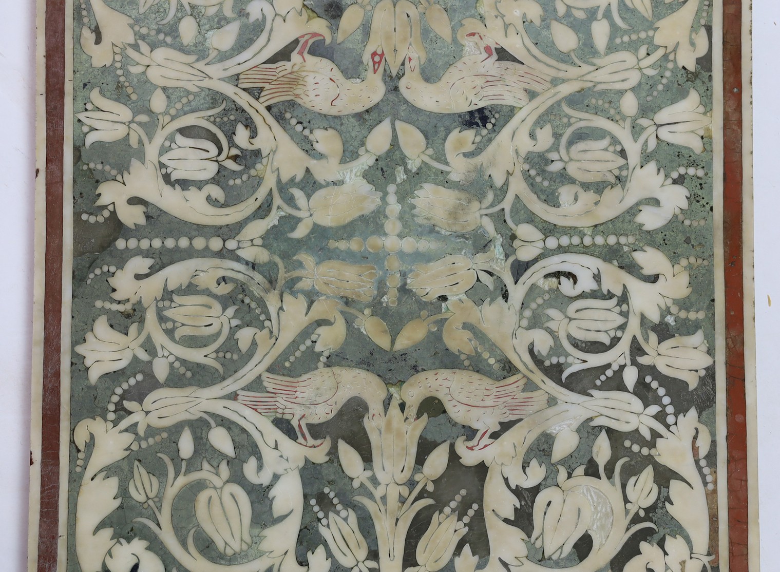 A 17th/18th century Florentine scagliola table top, decorated with birds, tulips and foliate scrolls - Image 3 of 5