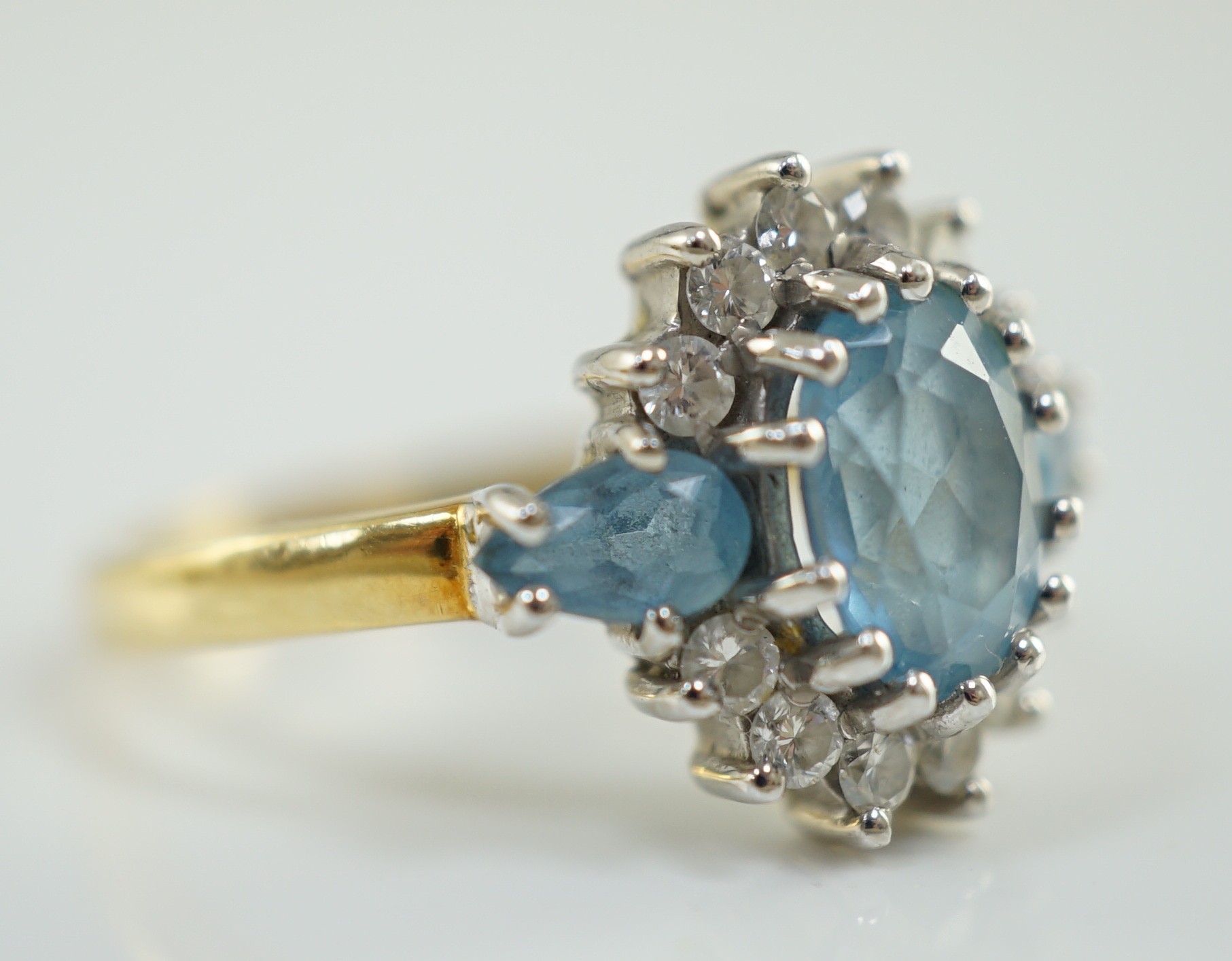 A 1970's 18ct gold, aquamarine and diamond set oval cluster ring, by Cropp & Farr, set with three - Image 3 of 6