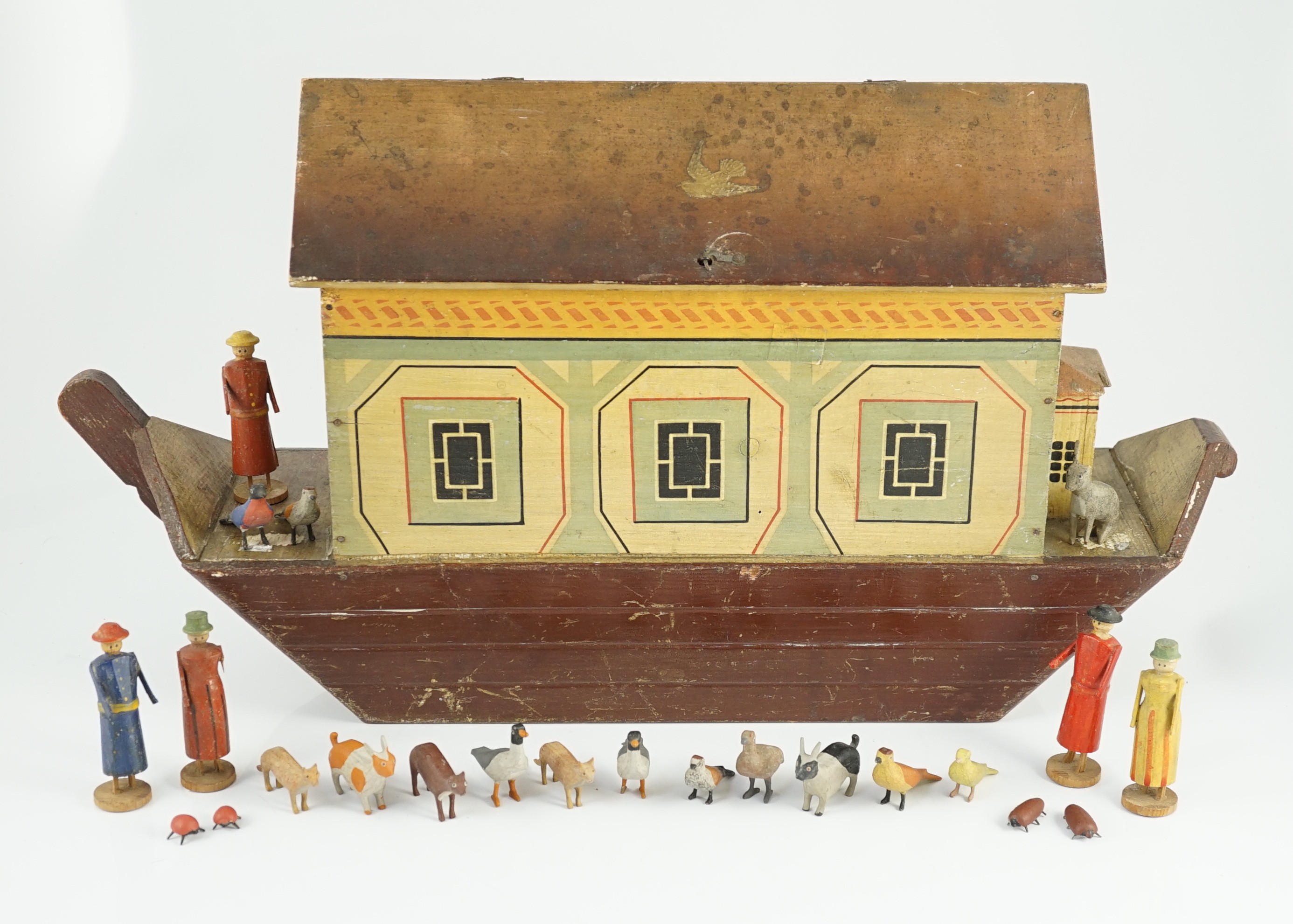 A late 19th century German painted wood Noah's Ark with 136 assorted figures and animals, 14cm wide, - Image 19 of 20