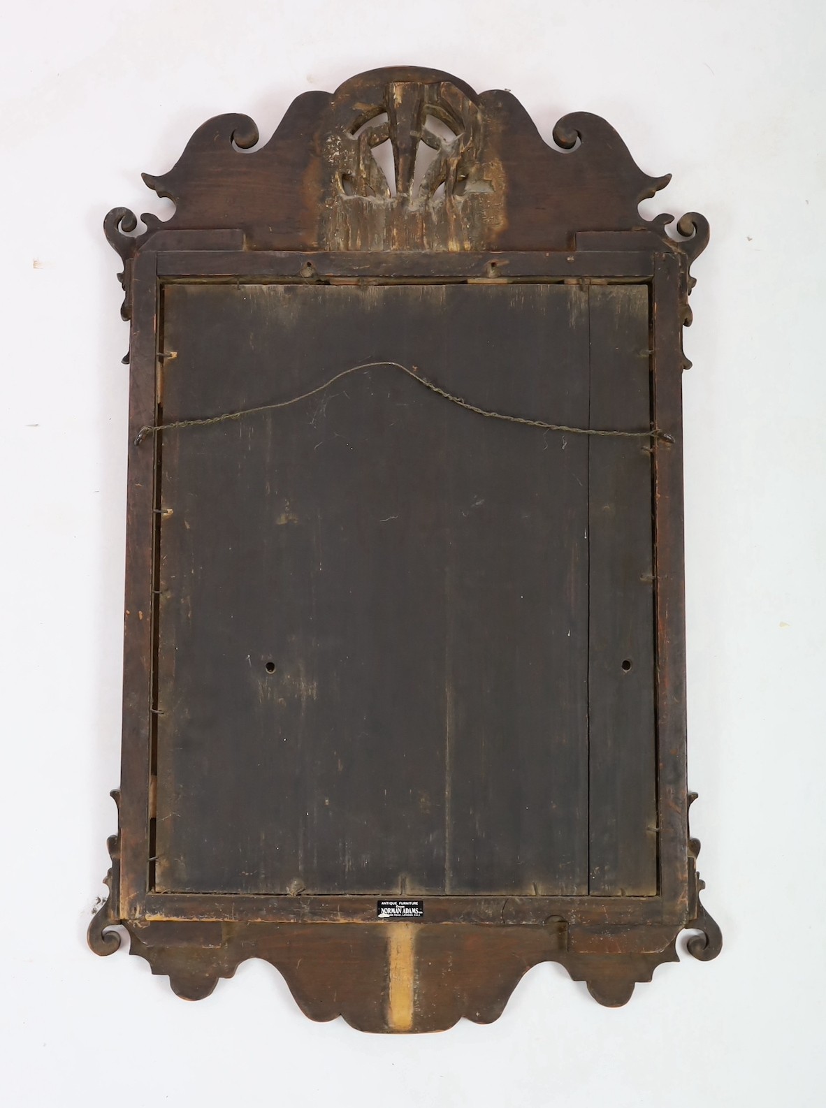 A George II walnut and parcel gilt fret frame wall mirror, with Prince of Wales feathered crest - Image 4 of 5