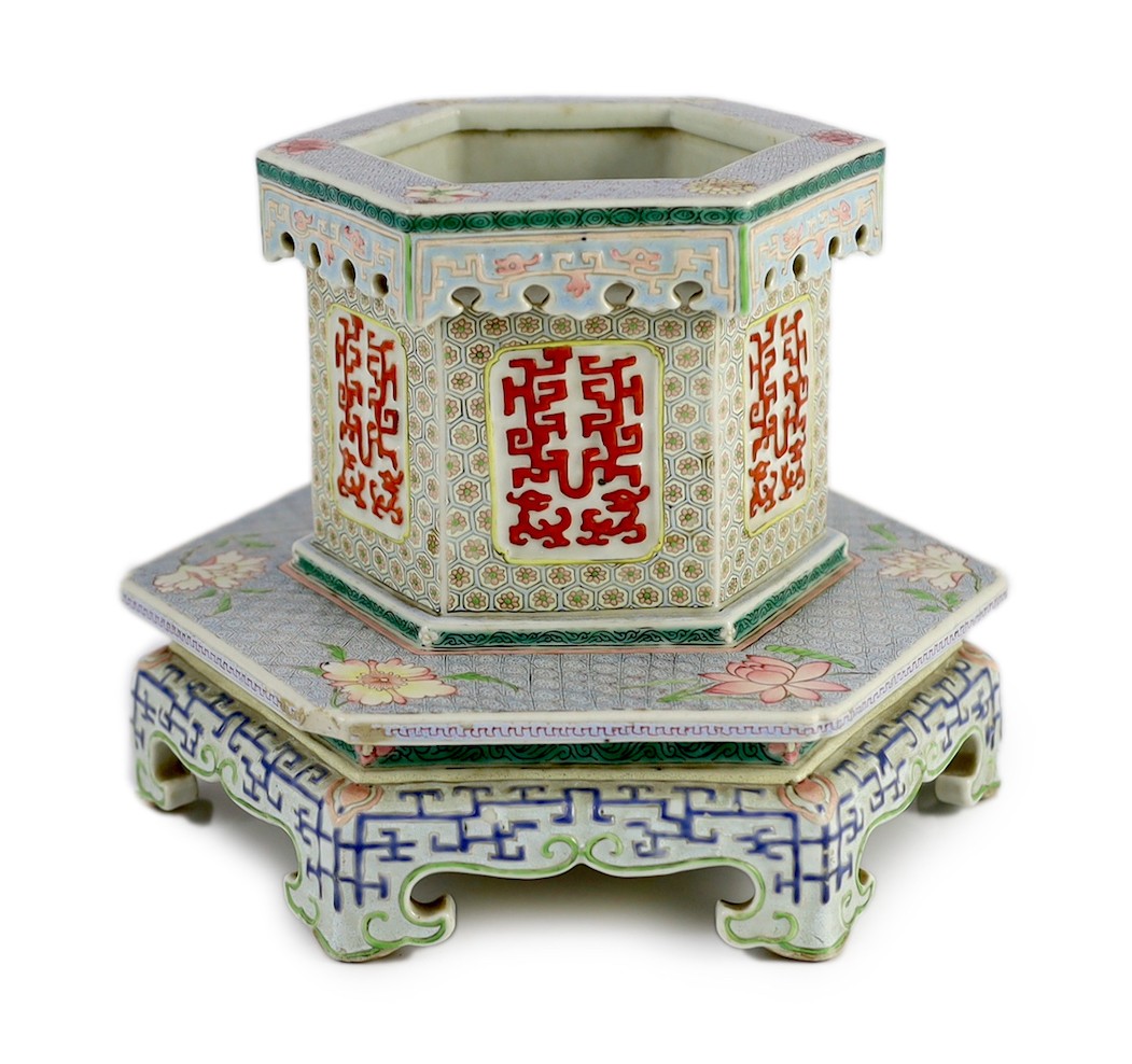 A Chinese enamelled porcelain hexagonal jardiniere, Qianlong period (1736-95), the upper section