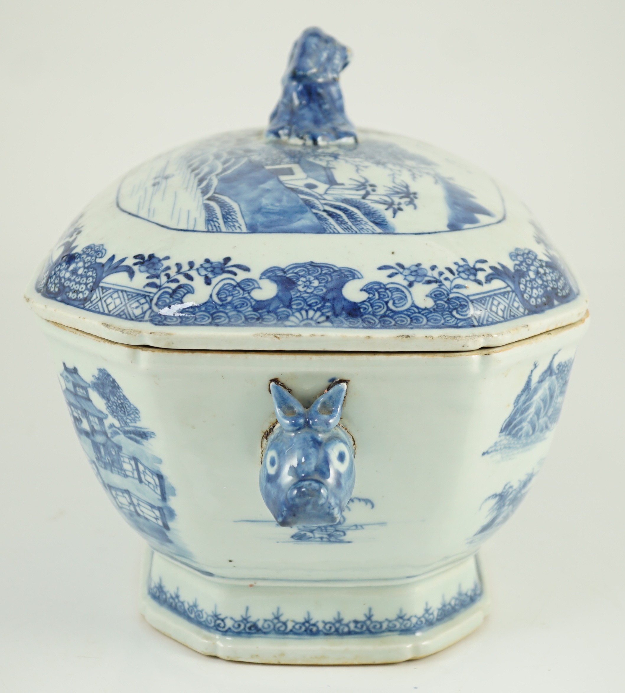 A Chinese blue and white tureen and cover, Qianlong period, typically painted with figures in - Image 5 of 8