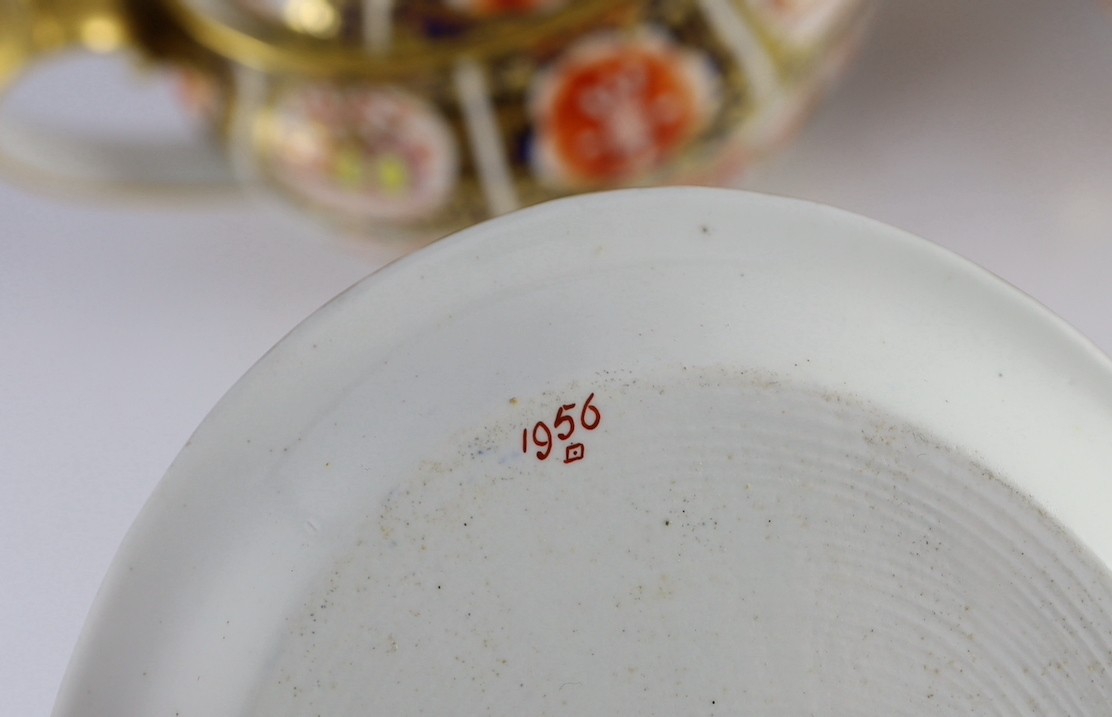 A Spode part tea service painted in Imari style with pattern 1956, c.1820, comprising a teapot cover - Image 12 of 14