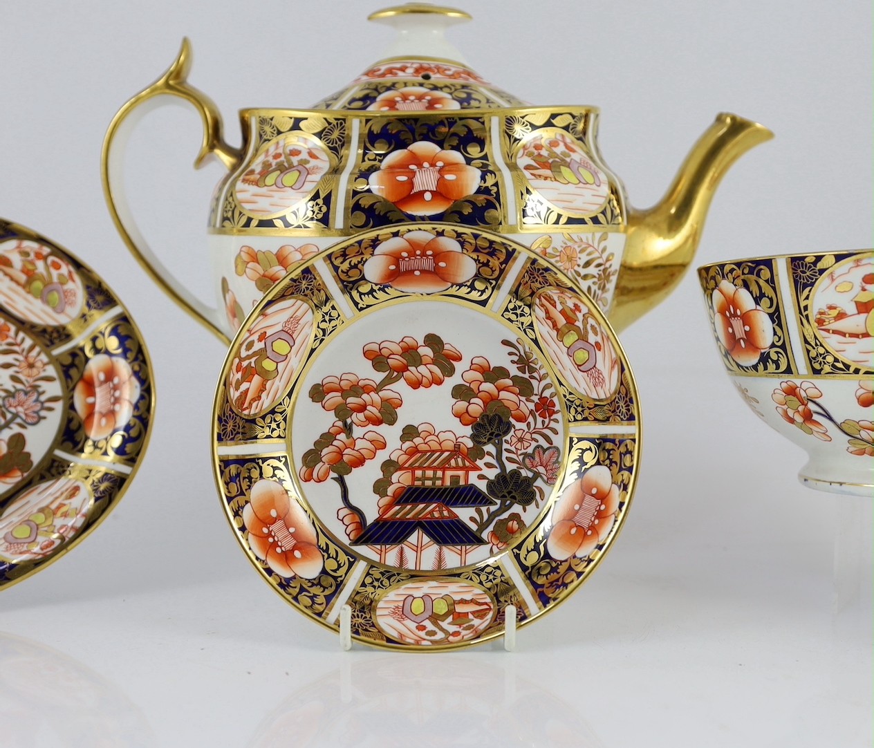 A Spode part tea service painted in Imari style with pattern 1956, c.1820, comprising a teapot cover - Image 7 of 14