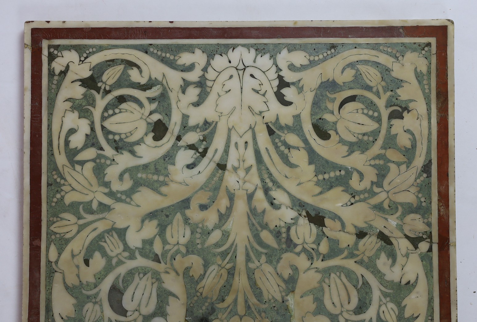 A 17th/18th century Florentine scagliola table top, decorated with birds, tulips and foliate scrolls - Image 4 of 5