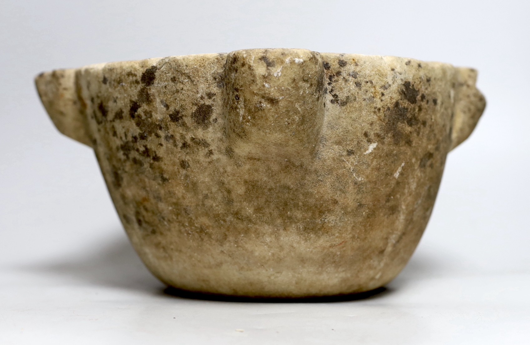 A 17th/18th century carved marble mortar, 31cm - Image 2 of 5