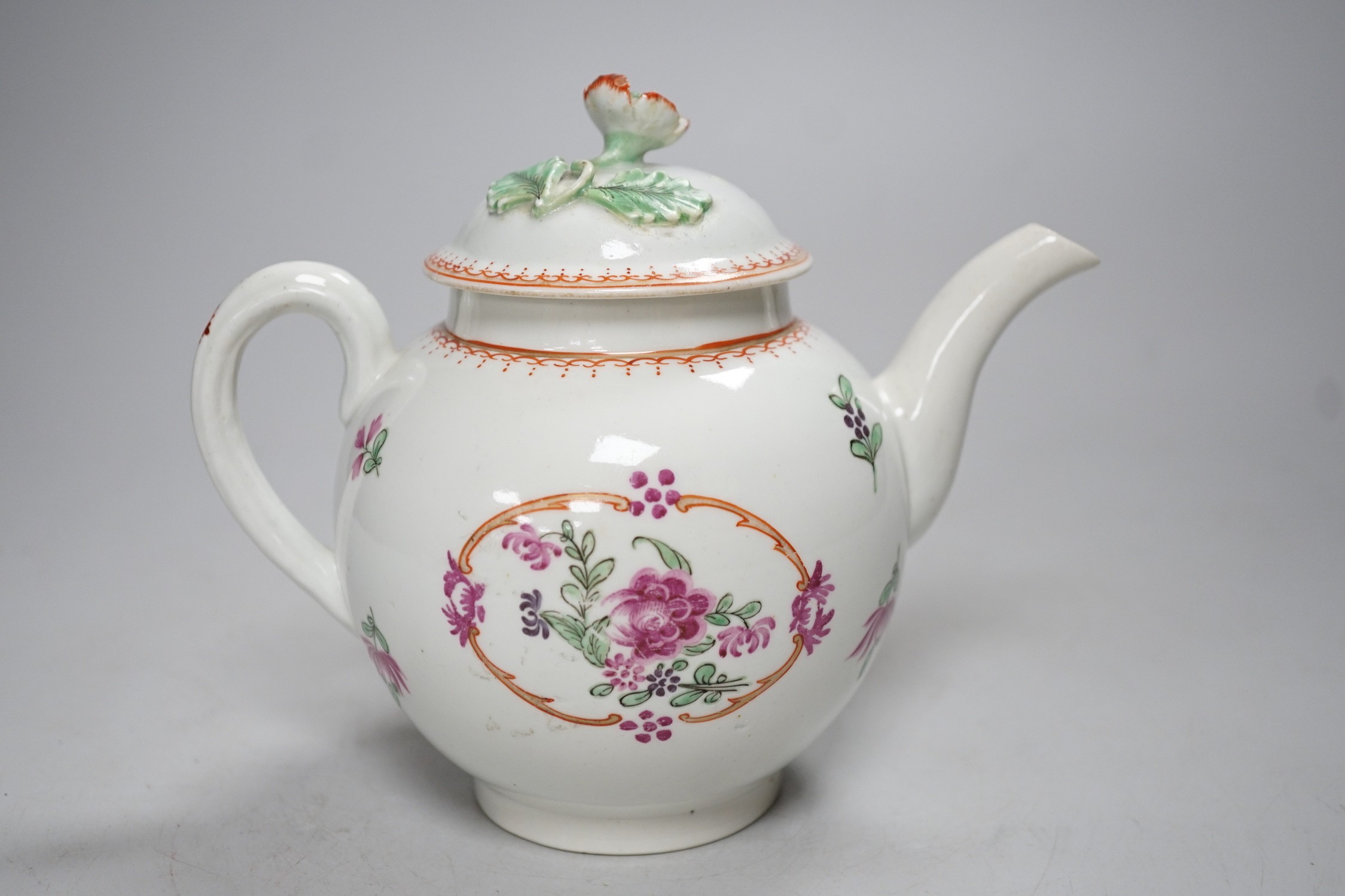 An 18th century Worcester teapot and cover painted in Chinese export style with flowers in an oval - Image 3 of 6