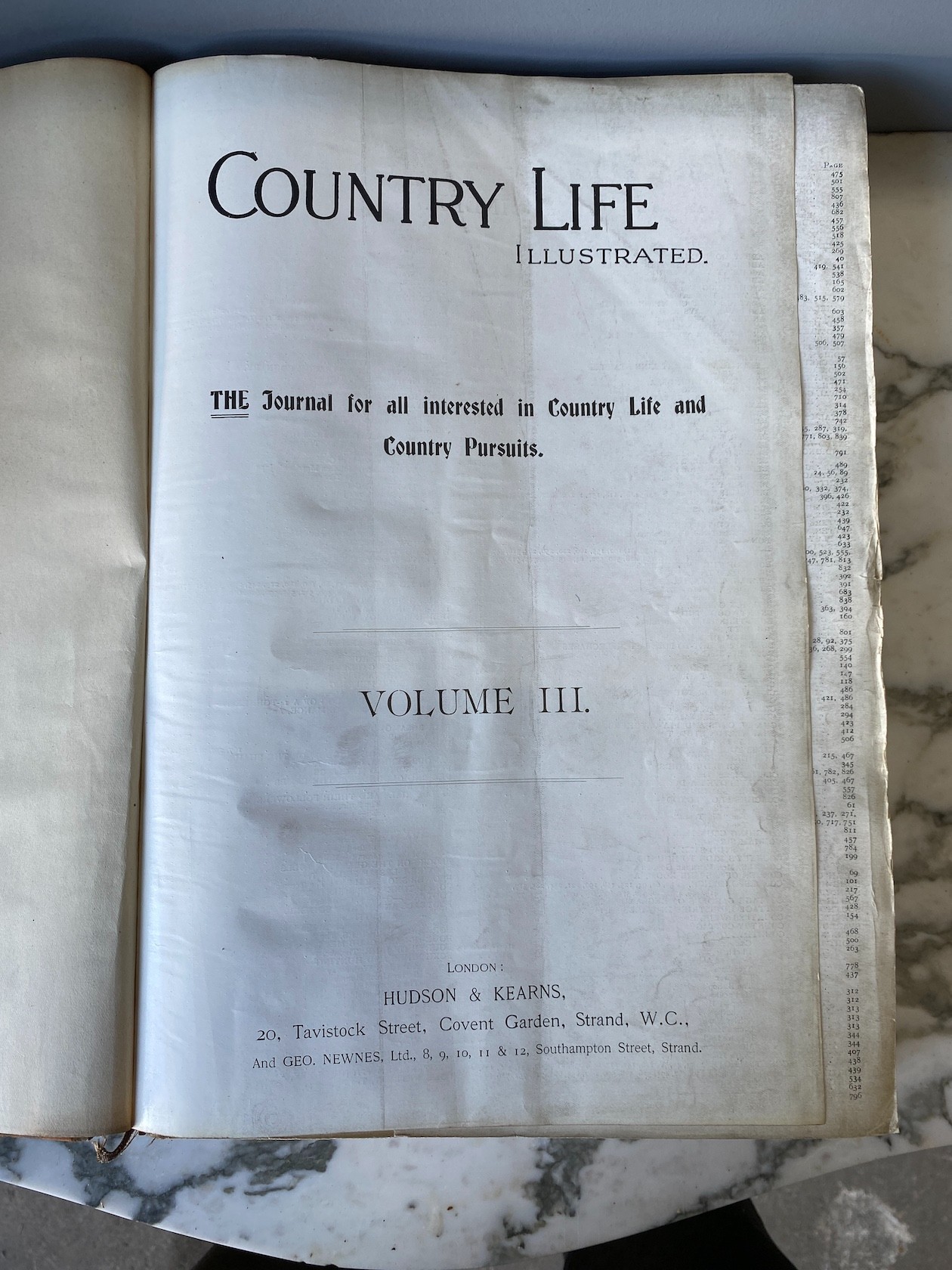° ° Country Life, vol.1-166 but lacking vol.34, 1897-1979 and various other later issues. - Image 4 of 8