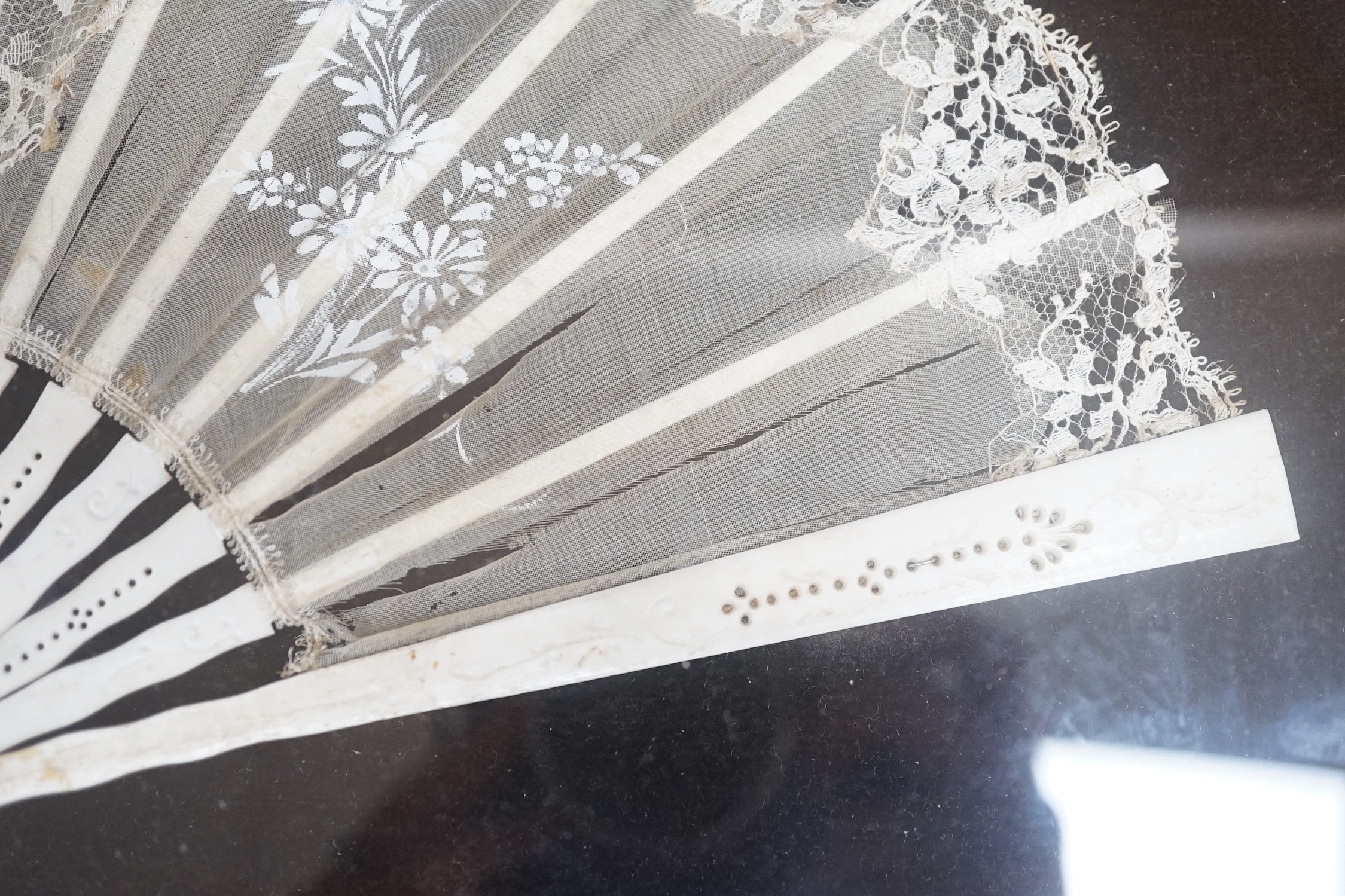 A pair of 19th century cased bone and painted lace fans, 40cm long excl frame - Image 4 of 9