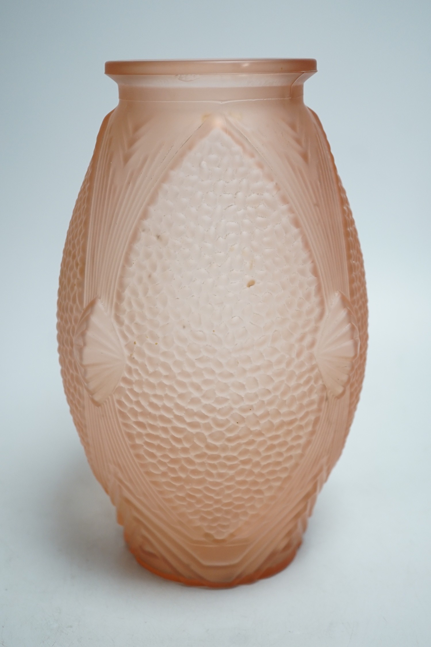 An Art Deco frosted pink vase. 29cm tall - Image 2 of 5