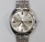 A gentleman's 1970's? stainless steel Omega Seamaster Cosmic manual wind wrist watch, on