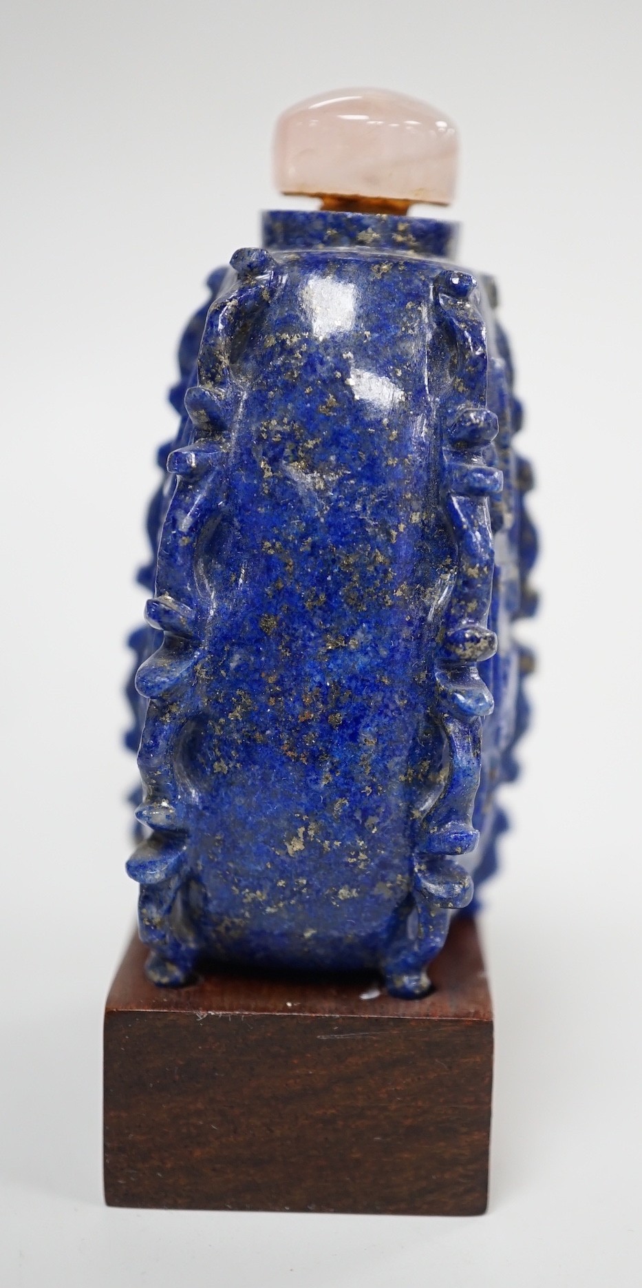 A Chinese archaistic lapis lazuli snuff bottle, 20th century, 5.2cm Provenance - the former owner - Image 2 of 4