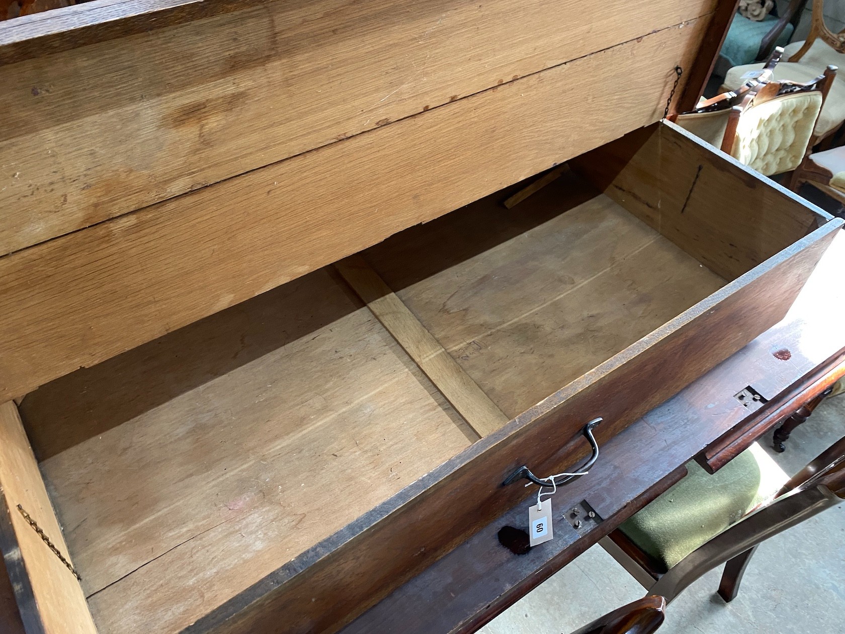 An oak under-bed storage box on wheels, length 123cm, depth 62cm, height 26cm - Image 3 of 3